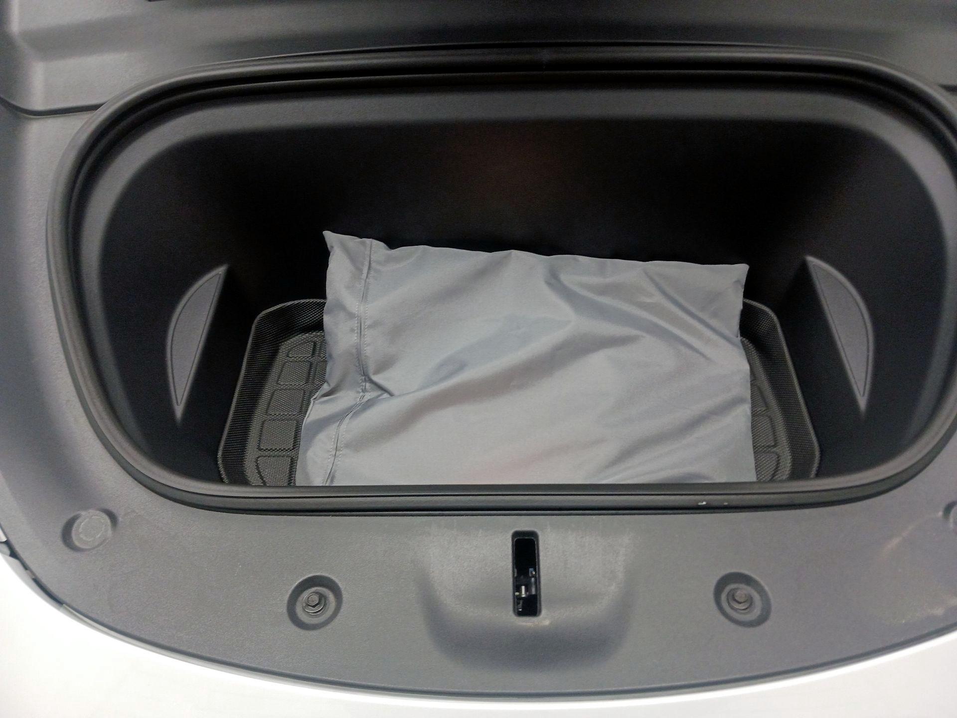 Thumbnail: 2023 Tesla Model Y - 17