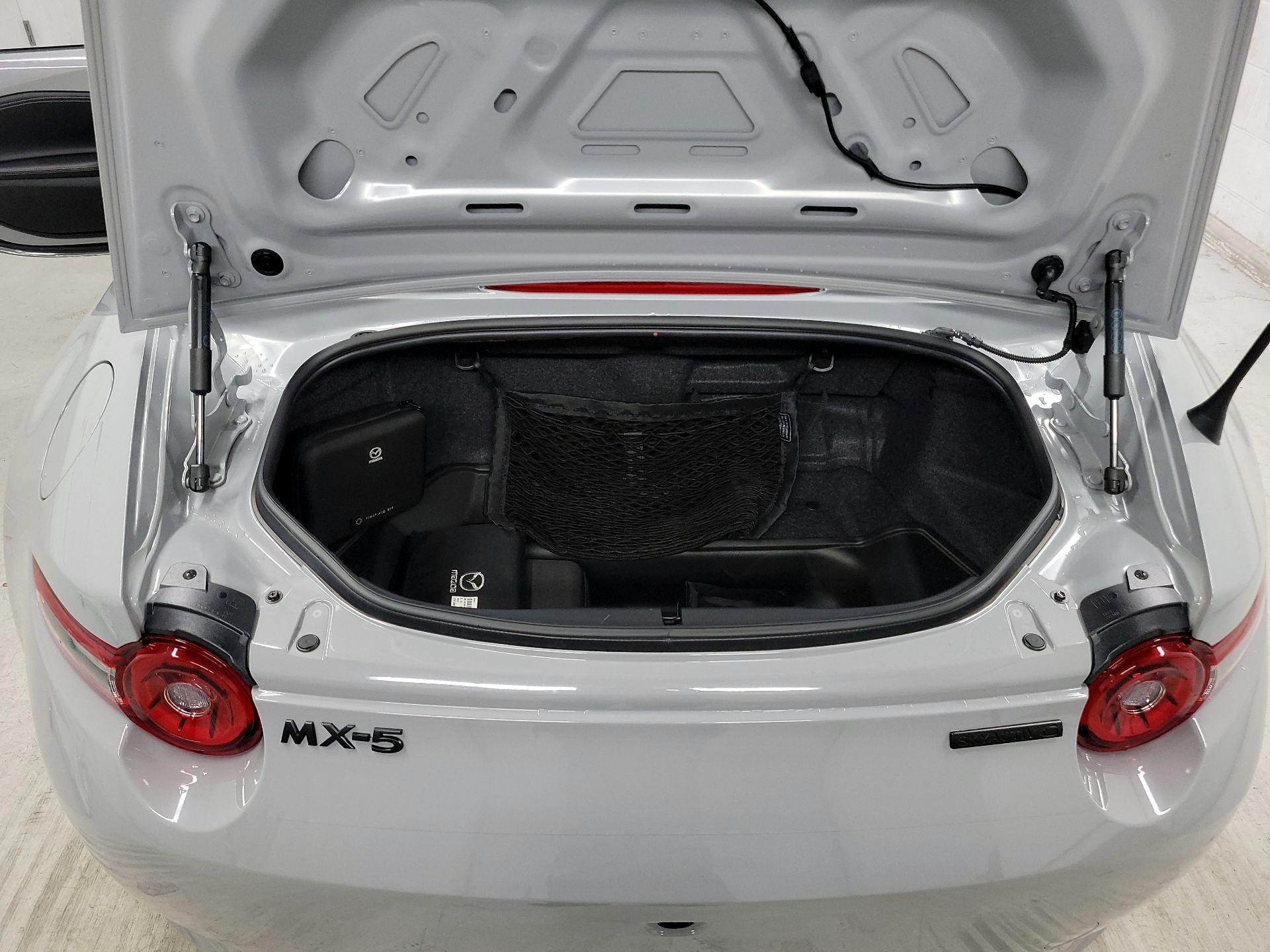 Thumbnail: 2024 Mazda MX-5 Miata - 18