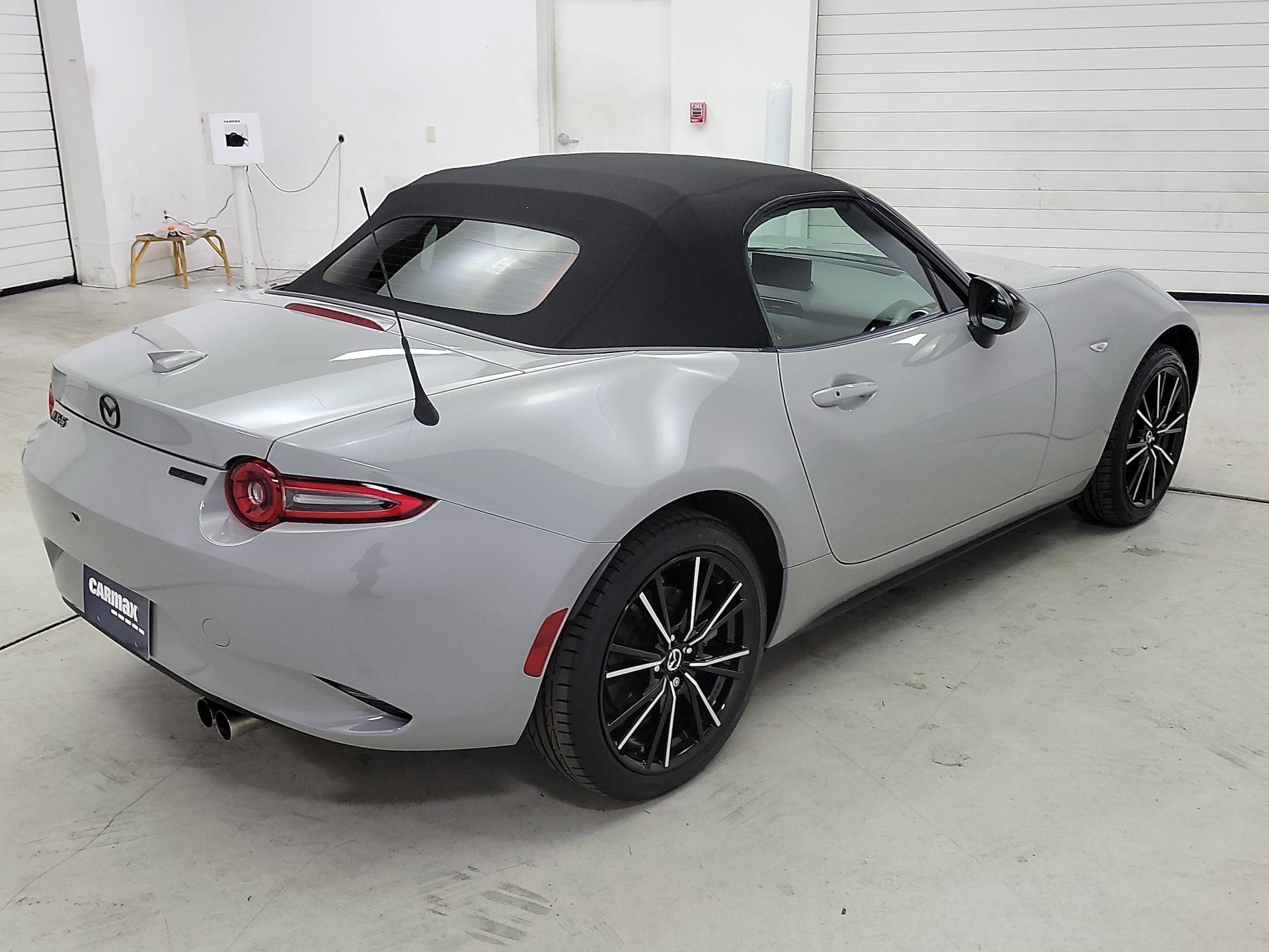 Thumbnail: 2024 Mazda MX-5 Miata - 5