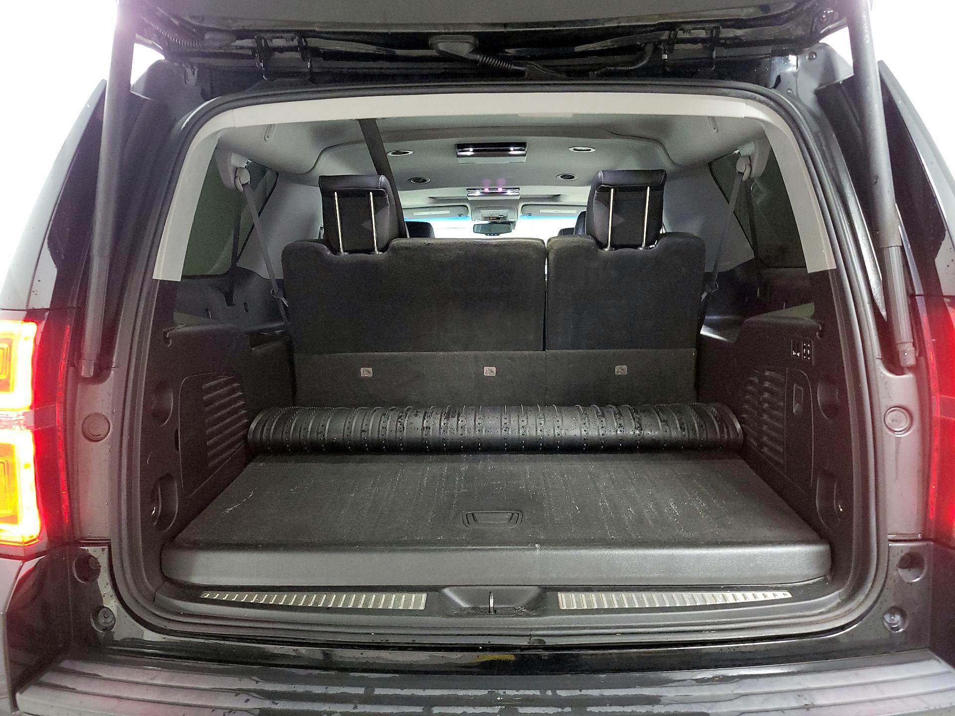 Thumbnail: 2020 Chevrolet Suburban - 18