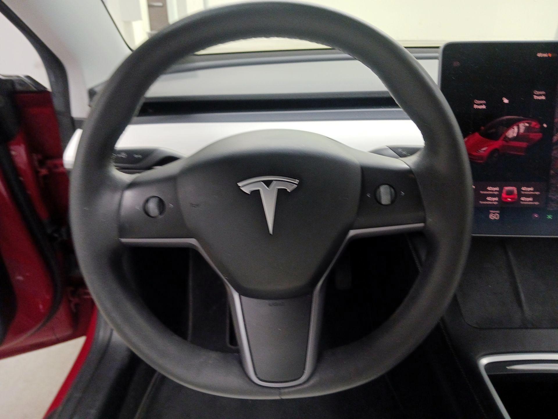 Thumbnail: 2021 Tesla Model 3 - 10