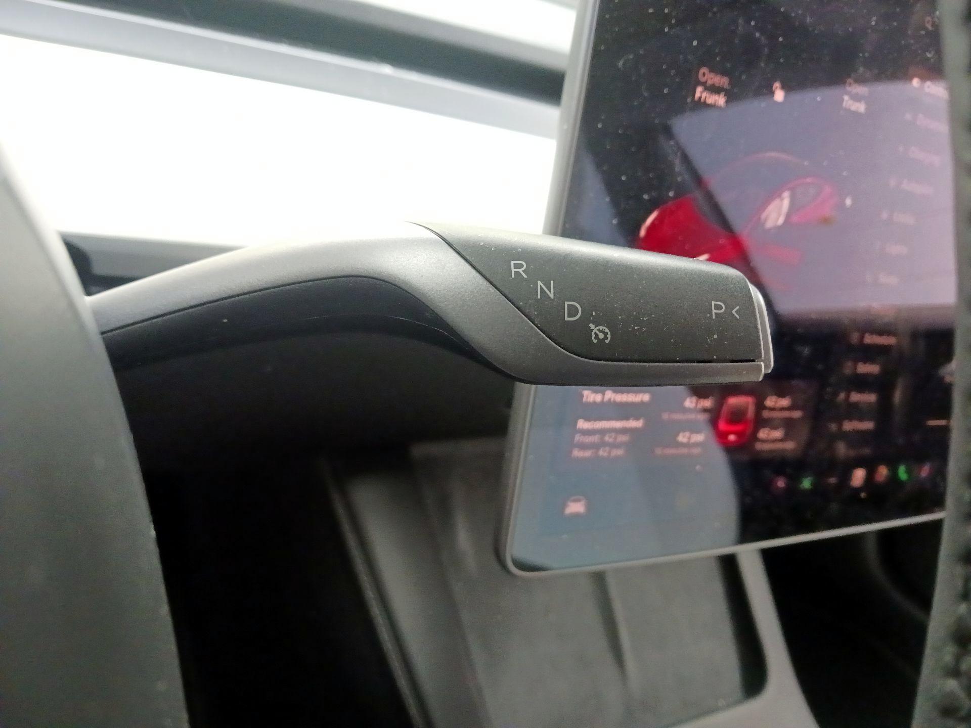 Thumbnail: 2021 Tesla Model 3 - 17