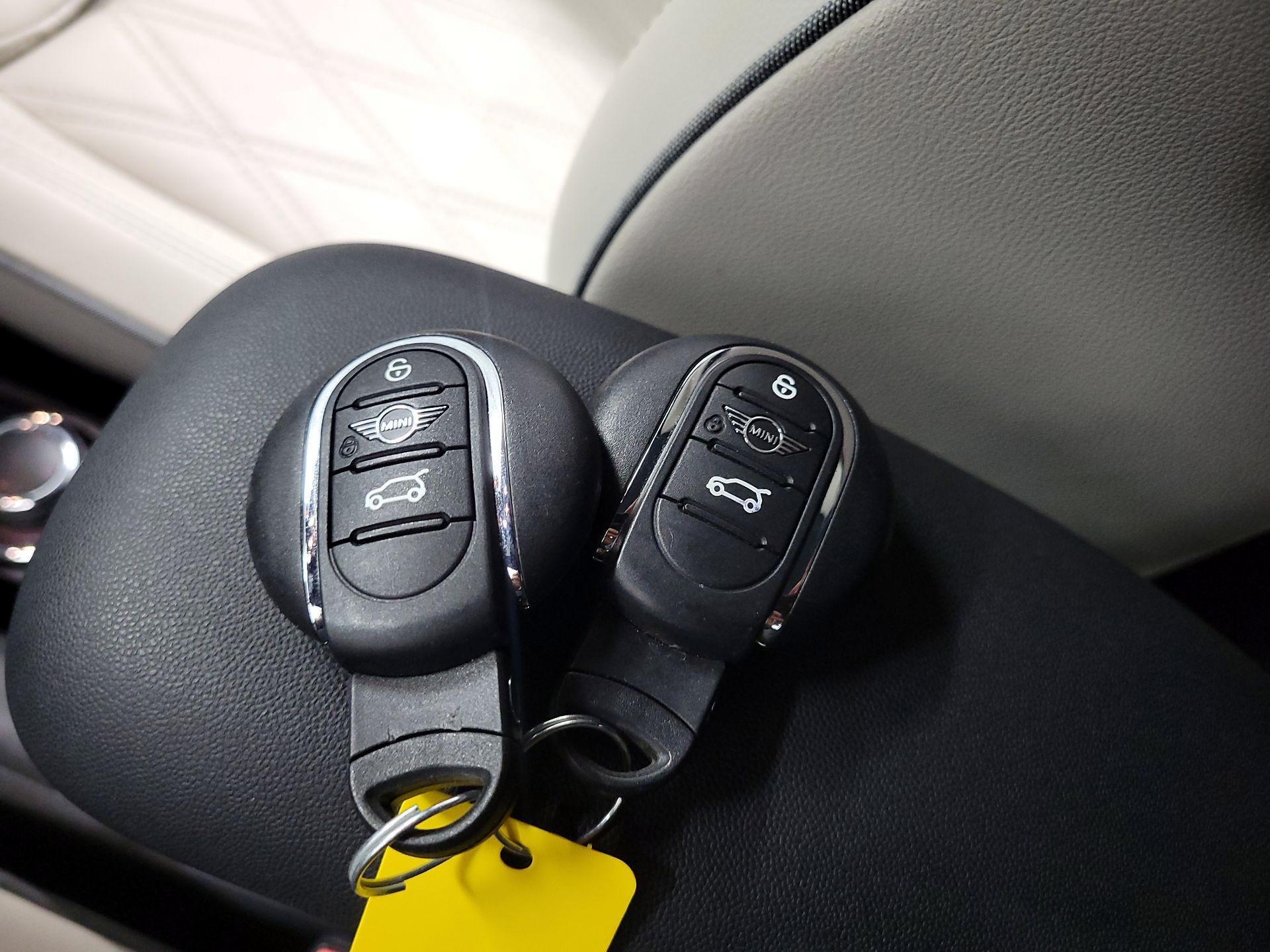 Thumbnail: 2024 MINI Cooper Hardtop - 18