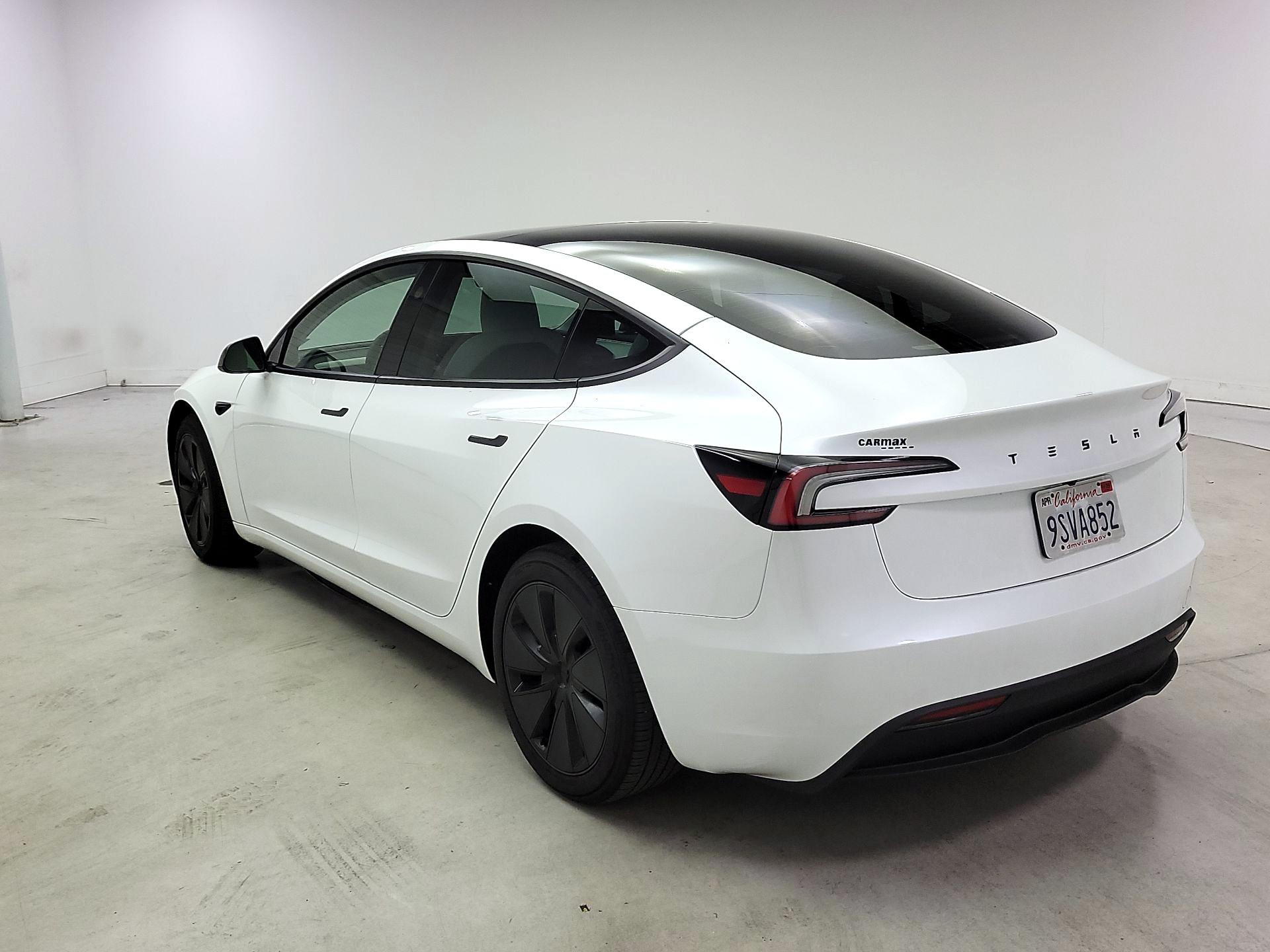 Thumbnail: 2025 Tesla Model 3 - 7