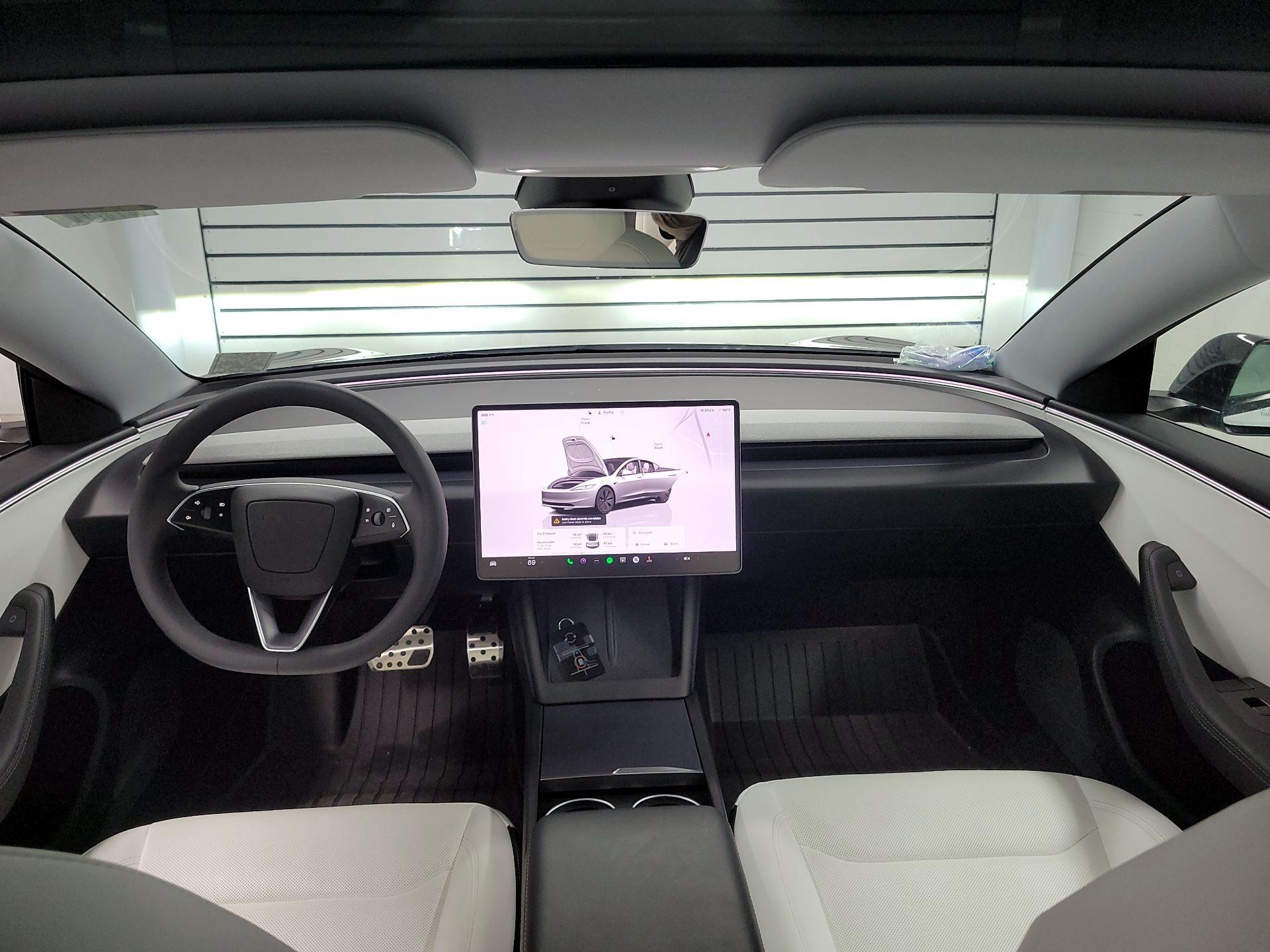 Thumbnail: 2025 Tesla Model 3 - 8