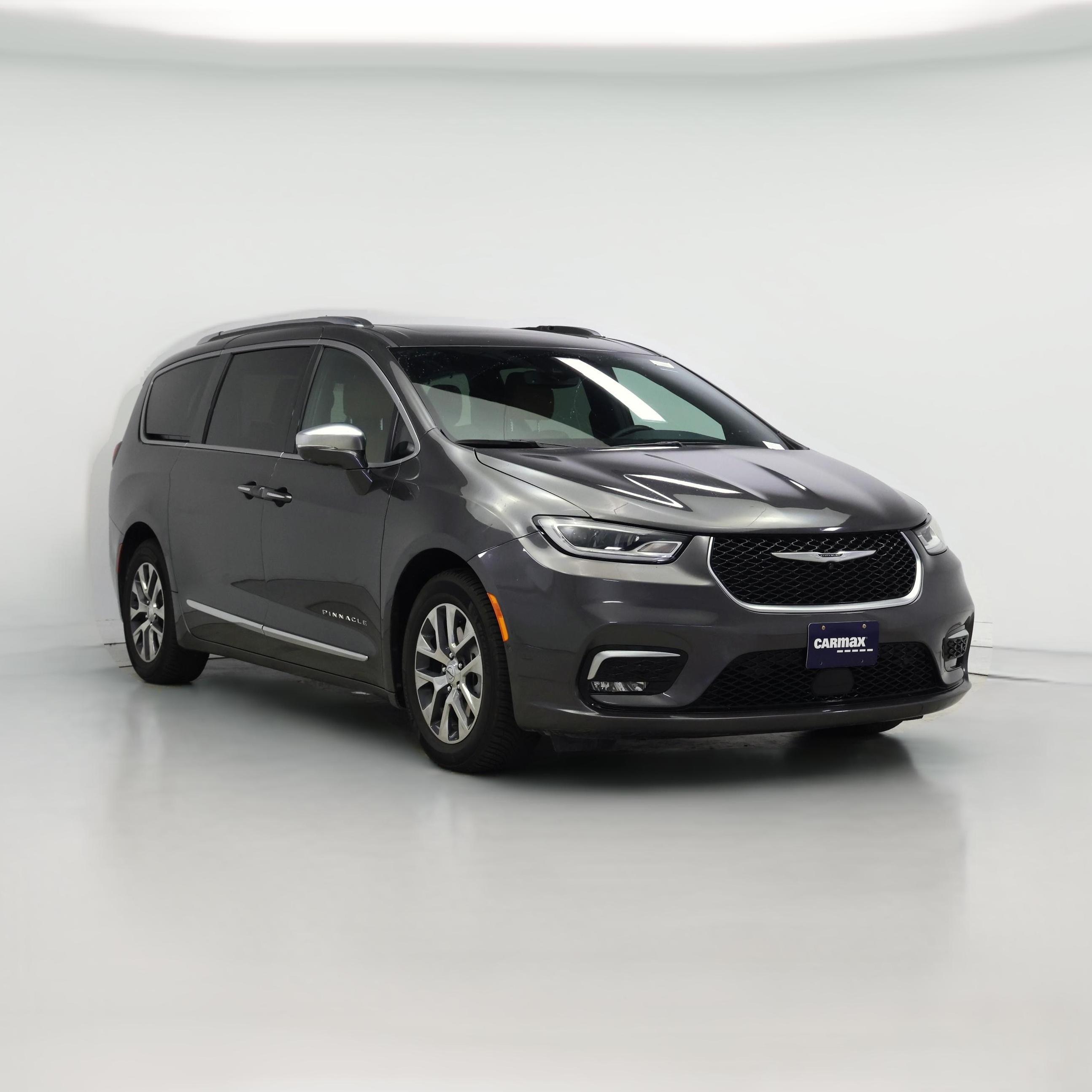 Thumbnail: 2022 Chrysler Pacifica - 1