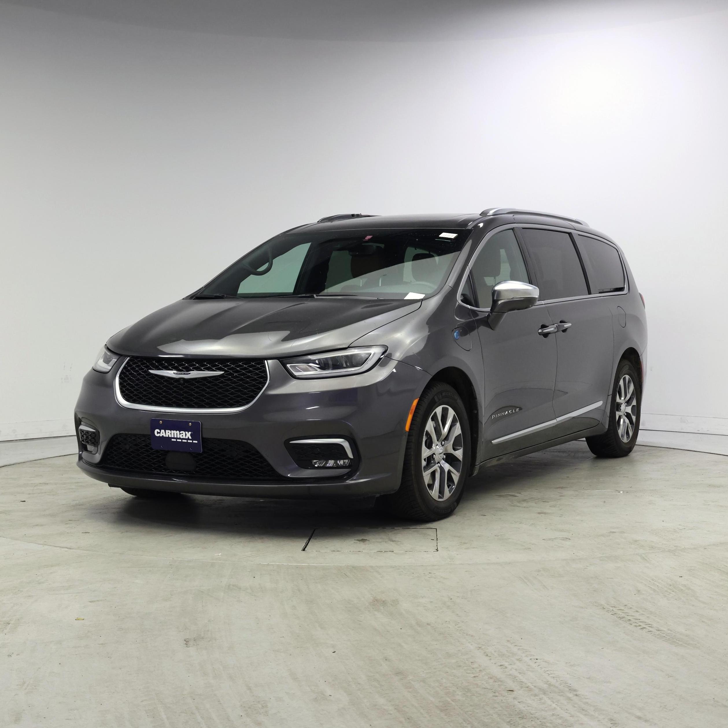 Thumbnail: 2022 Chrysler Pacifica - 4