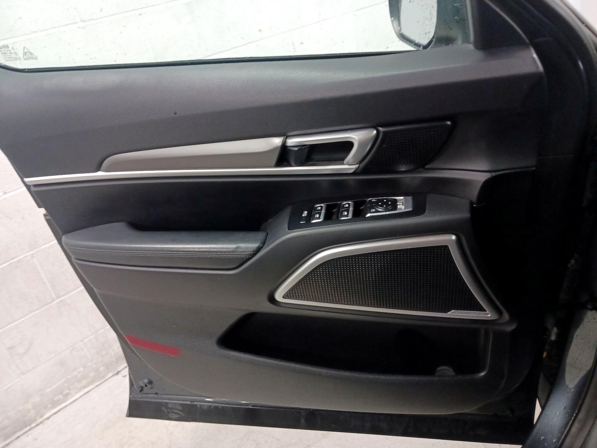 Thumbnail: 2020 Kia Telluride - 12