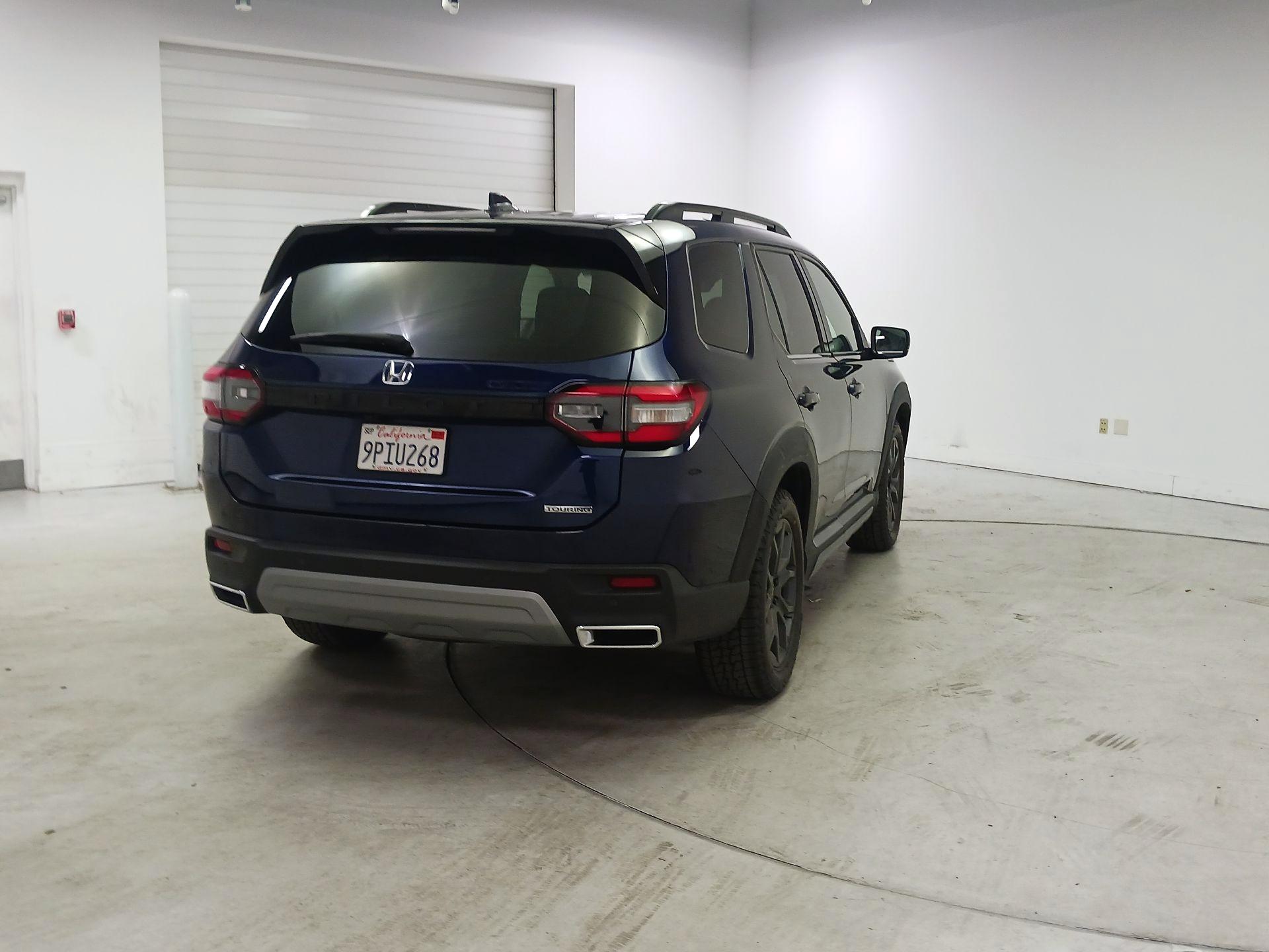 Thumbnail: 2023 Honda Pilot - 5