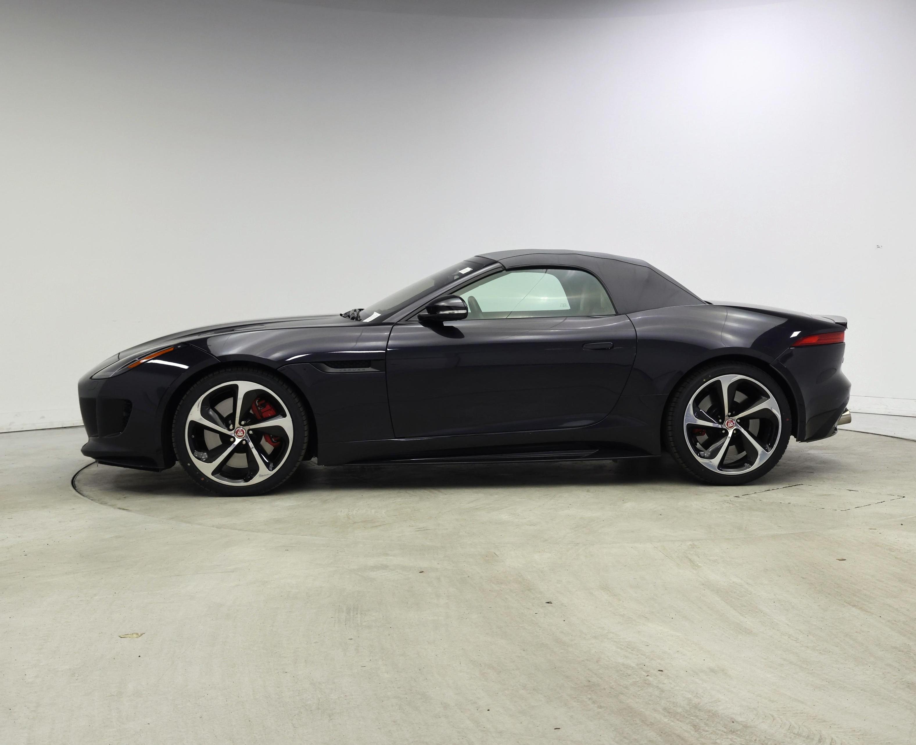 Thumbnail: 2017 Jaguar F-Type - 3