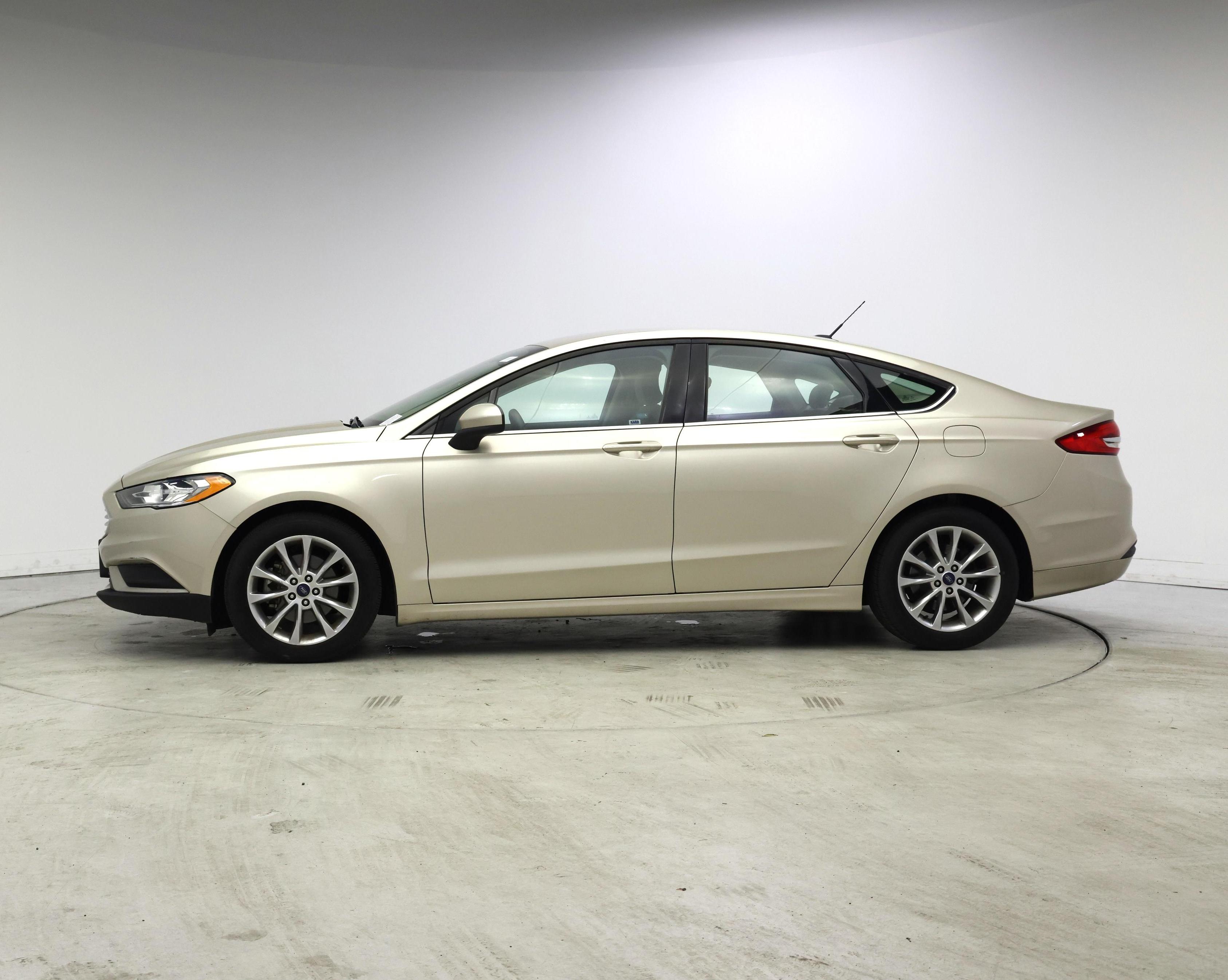 Thumbnail: 2017 Ford Fusion - 3