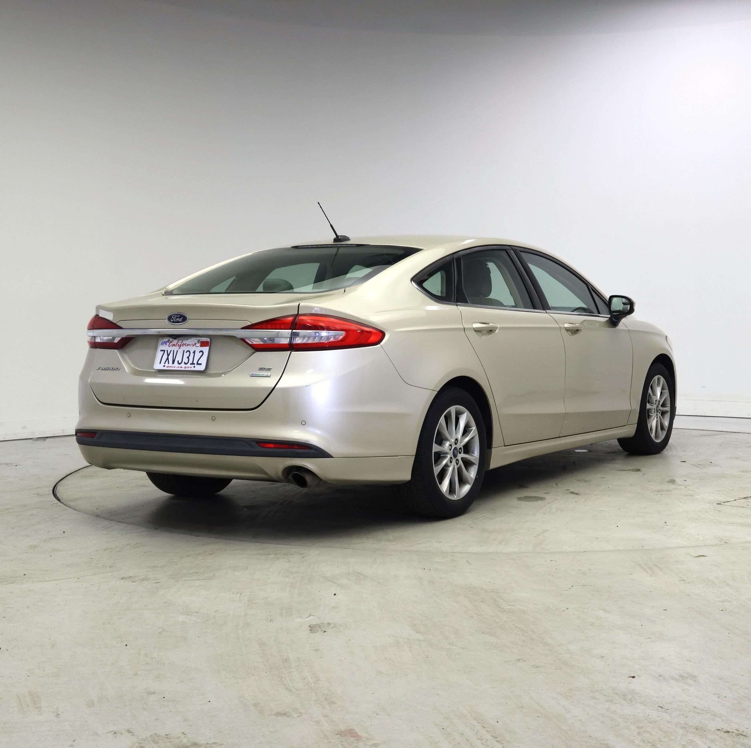 Thumbnail: 2017 Ford Fusion - 8