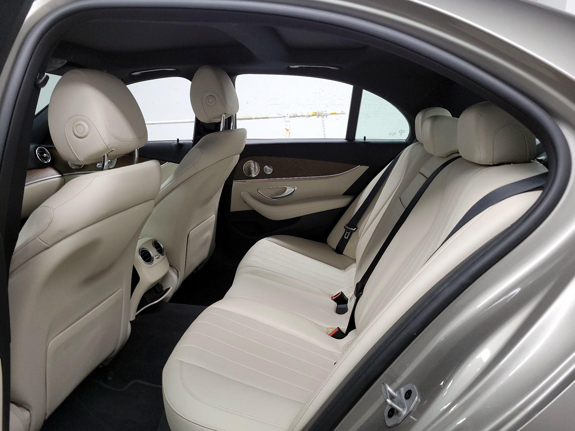 Thumbnail: 2021 Mercedes-Benz E-Class - 17