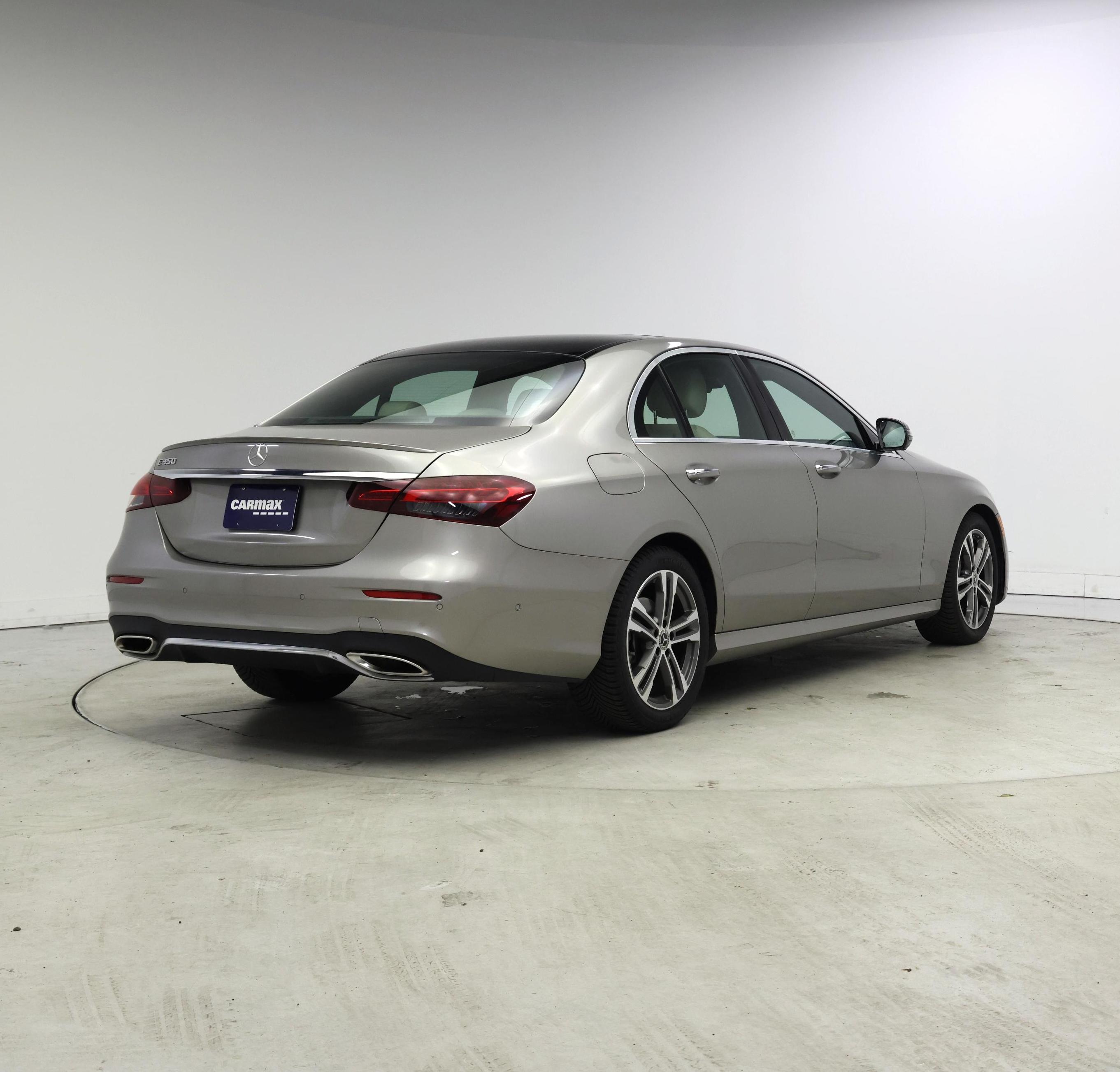 Thumbnail: 2021 Mercedes-Benz E-Class - 8