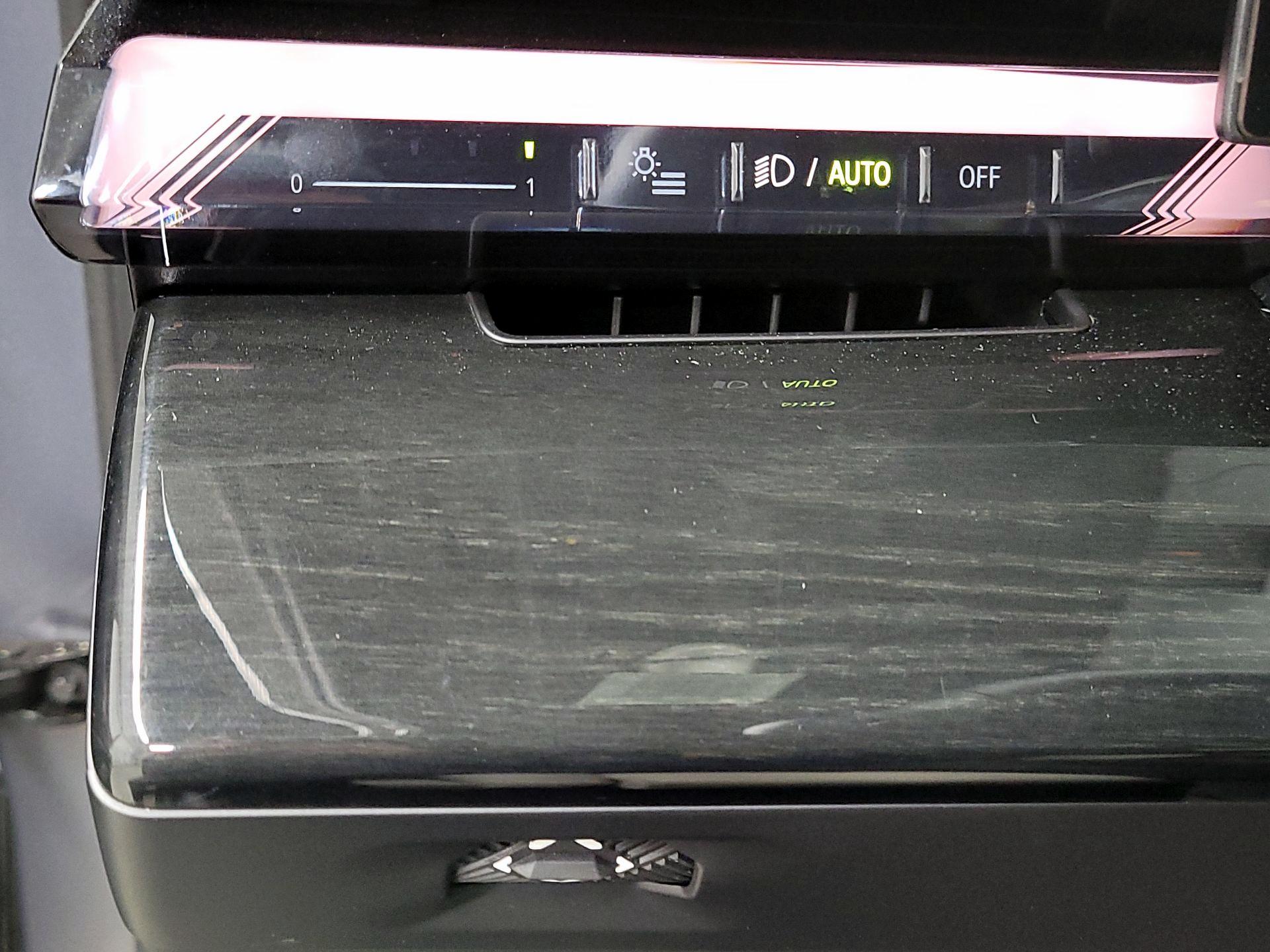 Thumbnail: 2024 BMW 5 Series - 13