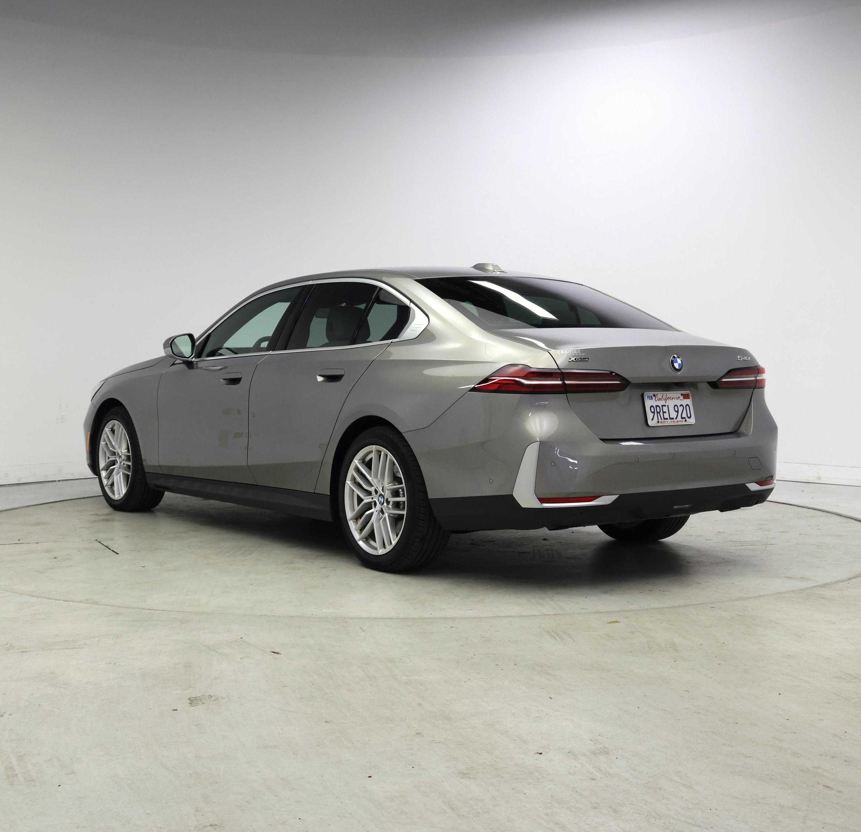 Thumbnail: 2024 BMW 5 Series - 2