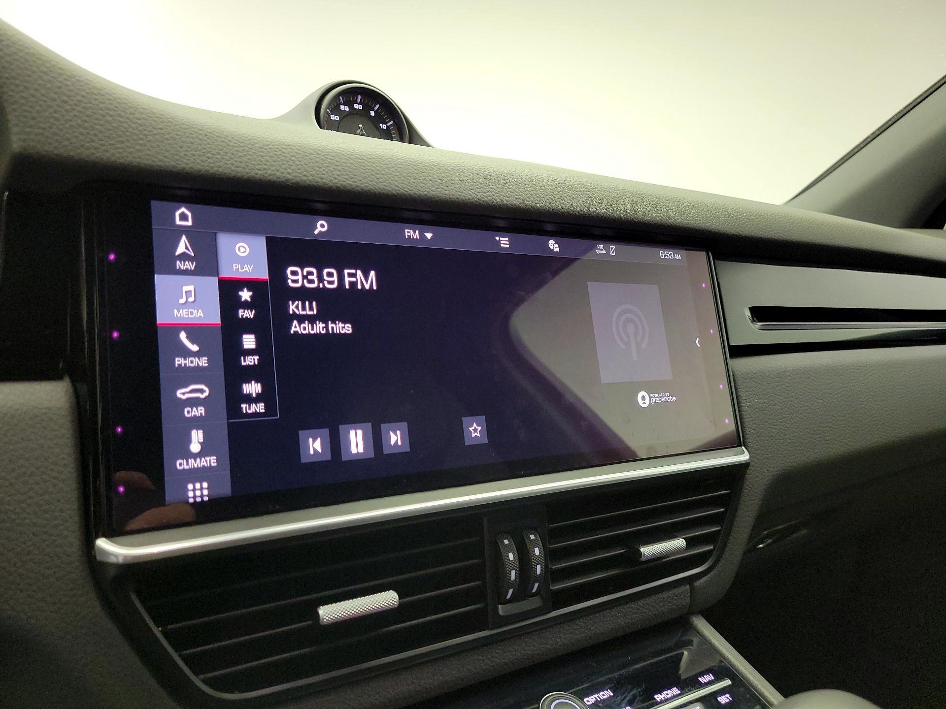 Thumbnail: 2019 Porsche Cayenne - 14