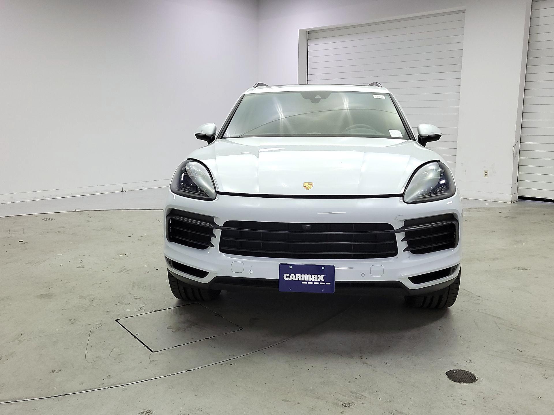 Thumbnail: 2019 Porsche Cayenne - 2