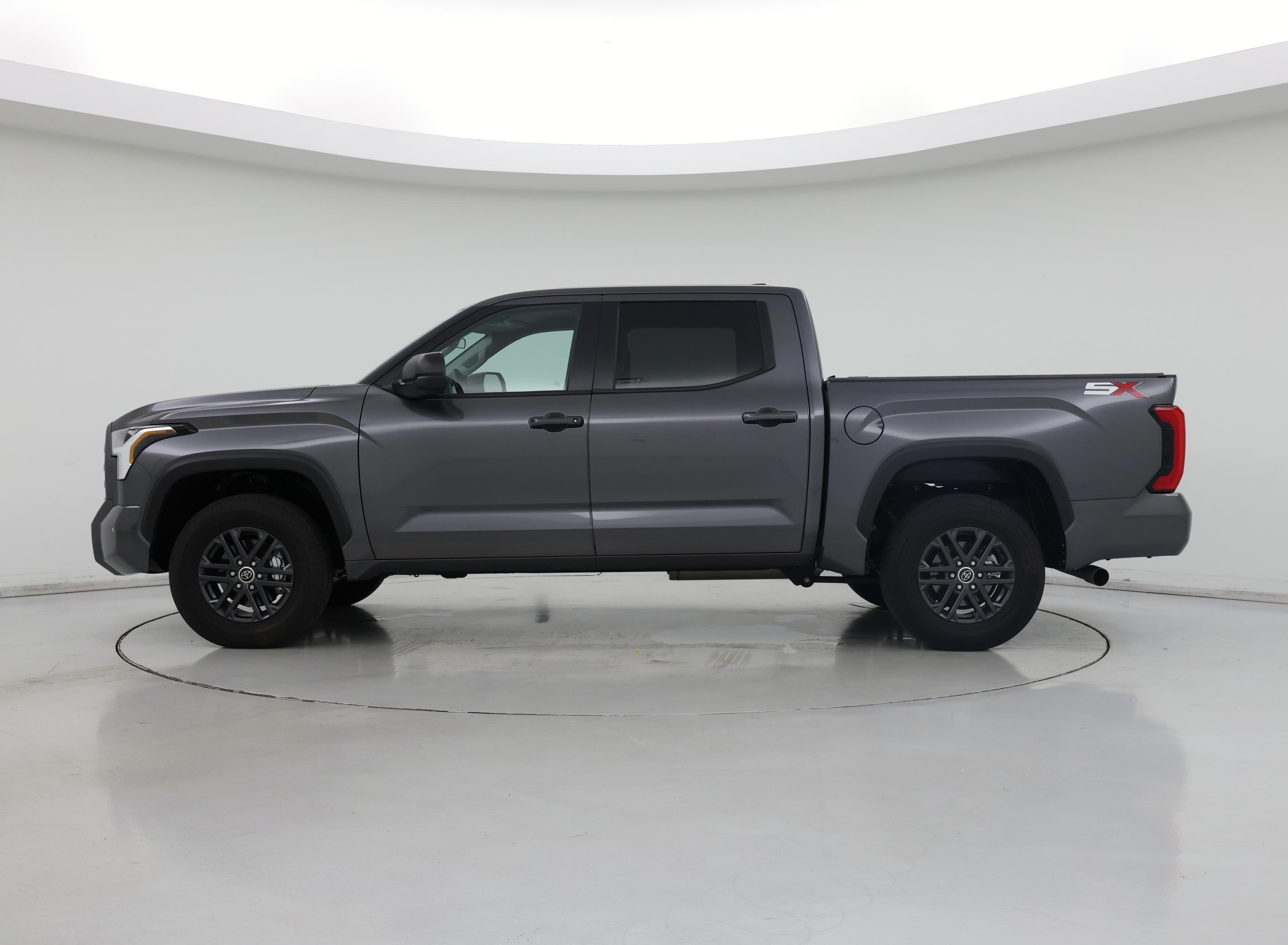 Thumbnail: 2024 Toyota Tundra - 3