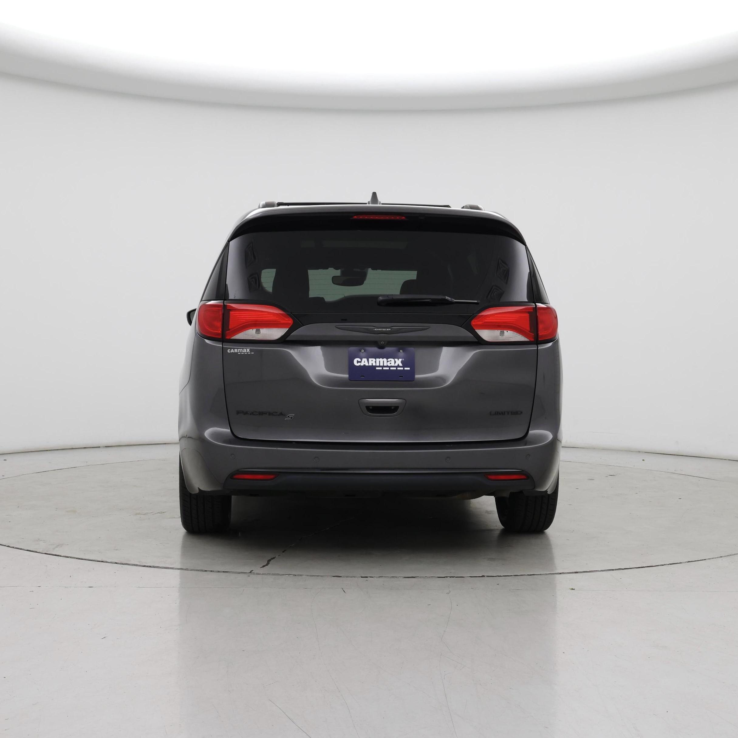 Thumbnail: 2019 Chrysler Pacifica - 6