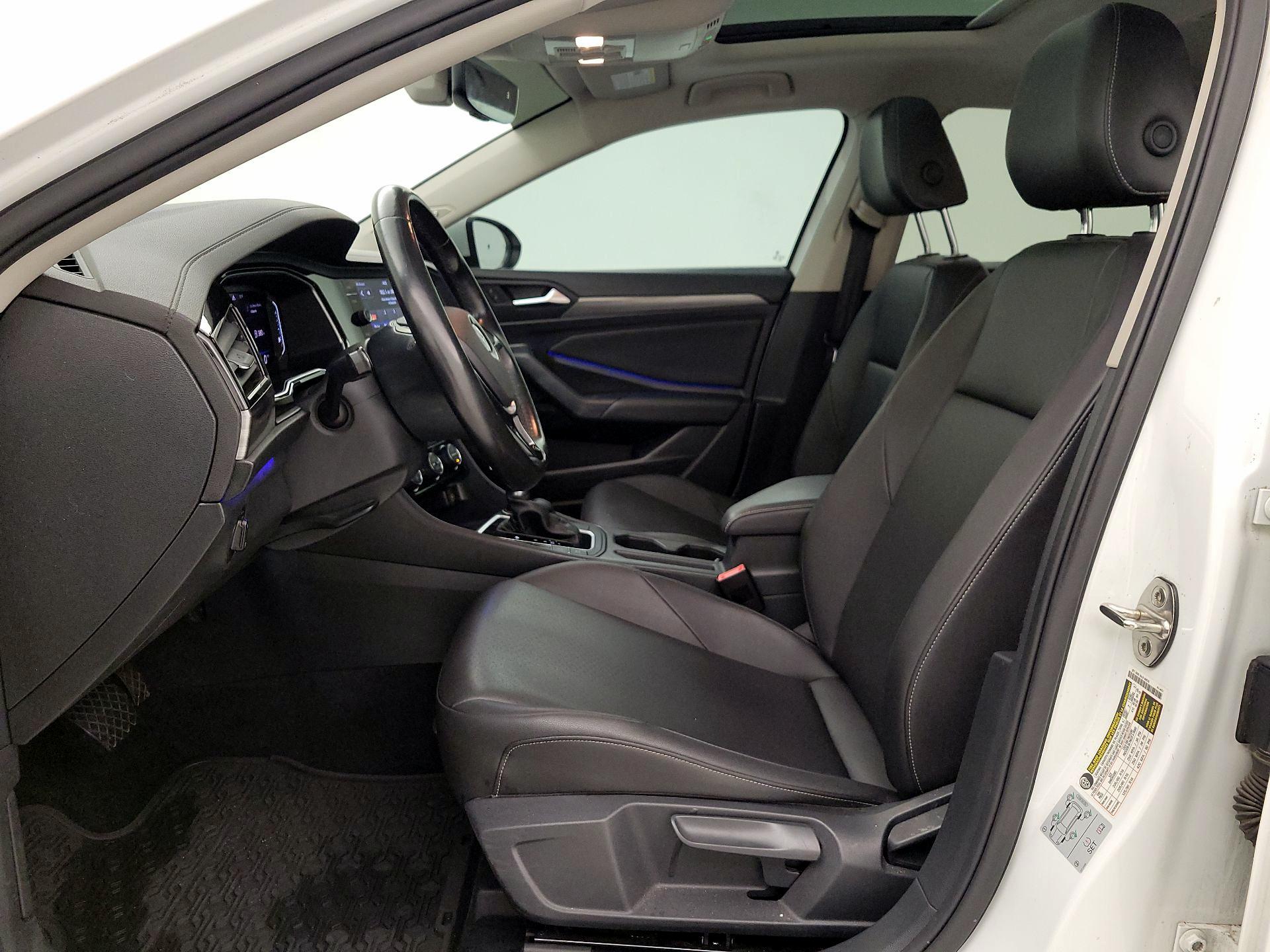 Thumbnail: 2019 Volkswagen Jetta - 11