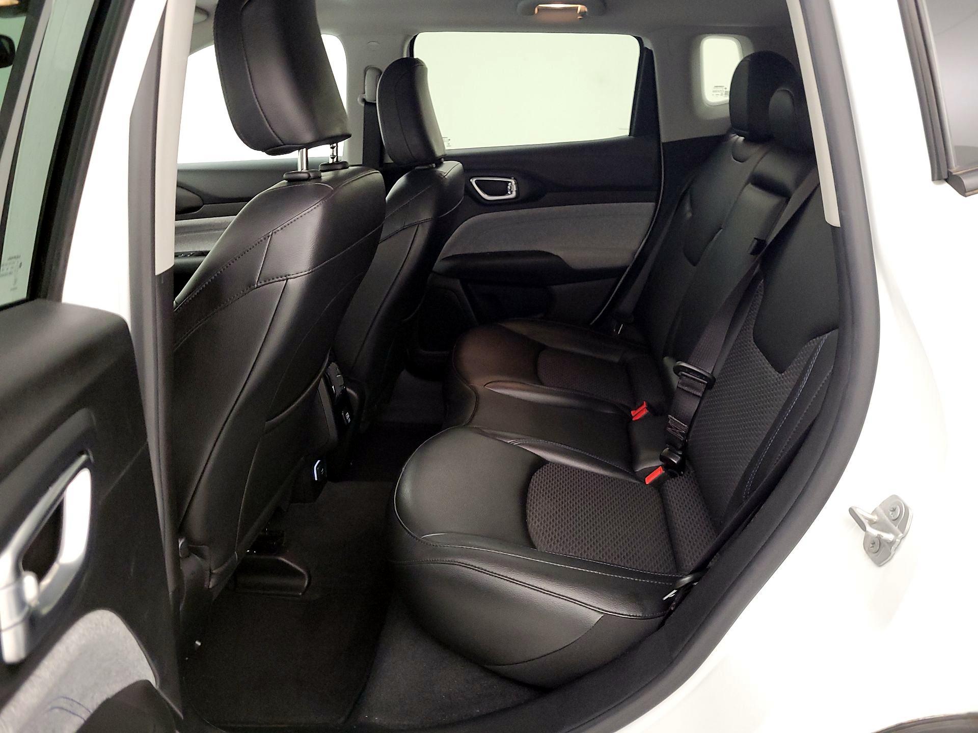 Thumbnail: 2022 Jeep Compass - 19