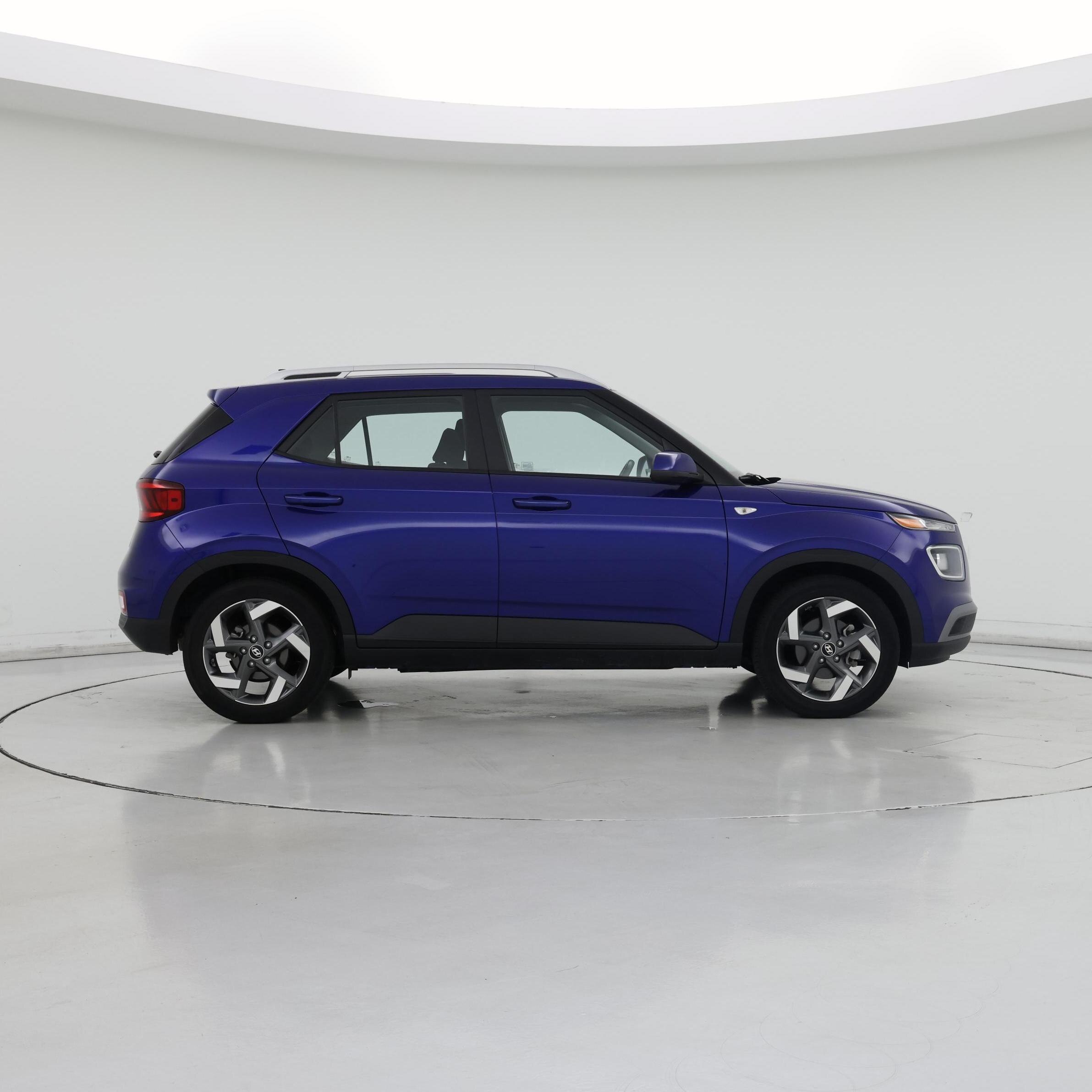 Thumbnail: 2021 Hyundai Venue - 7