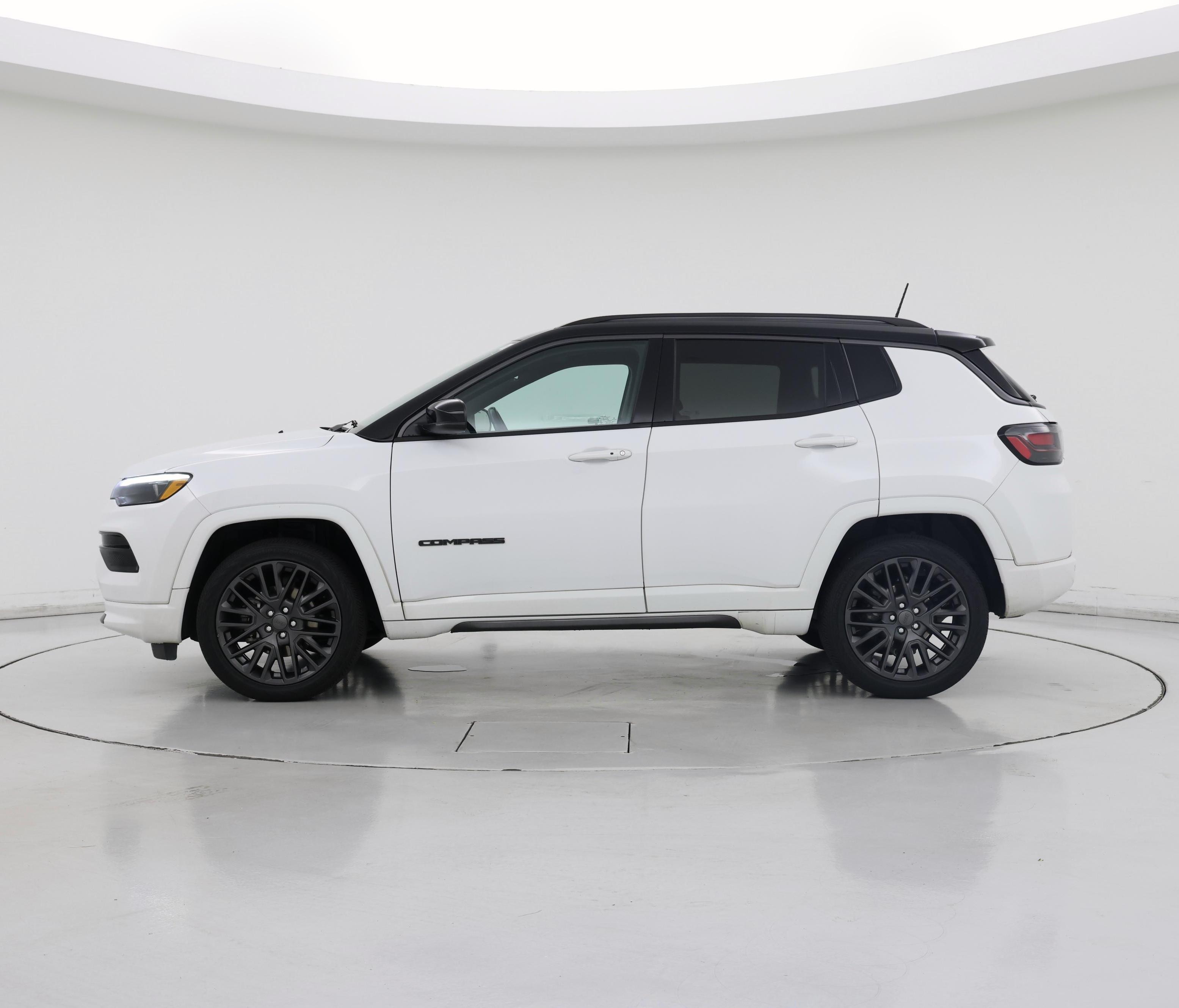 Thumbnail: 2022 Jeep Compass - 3