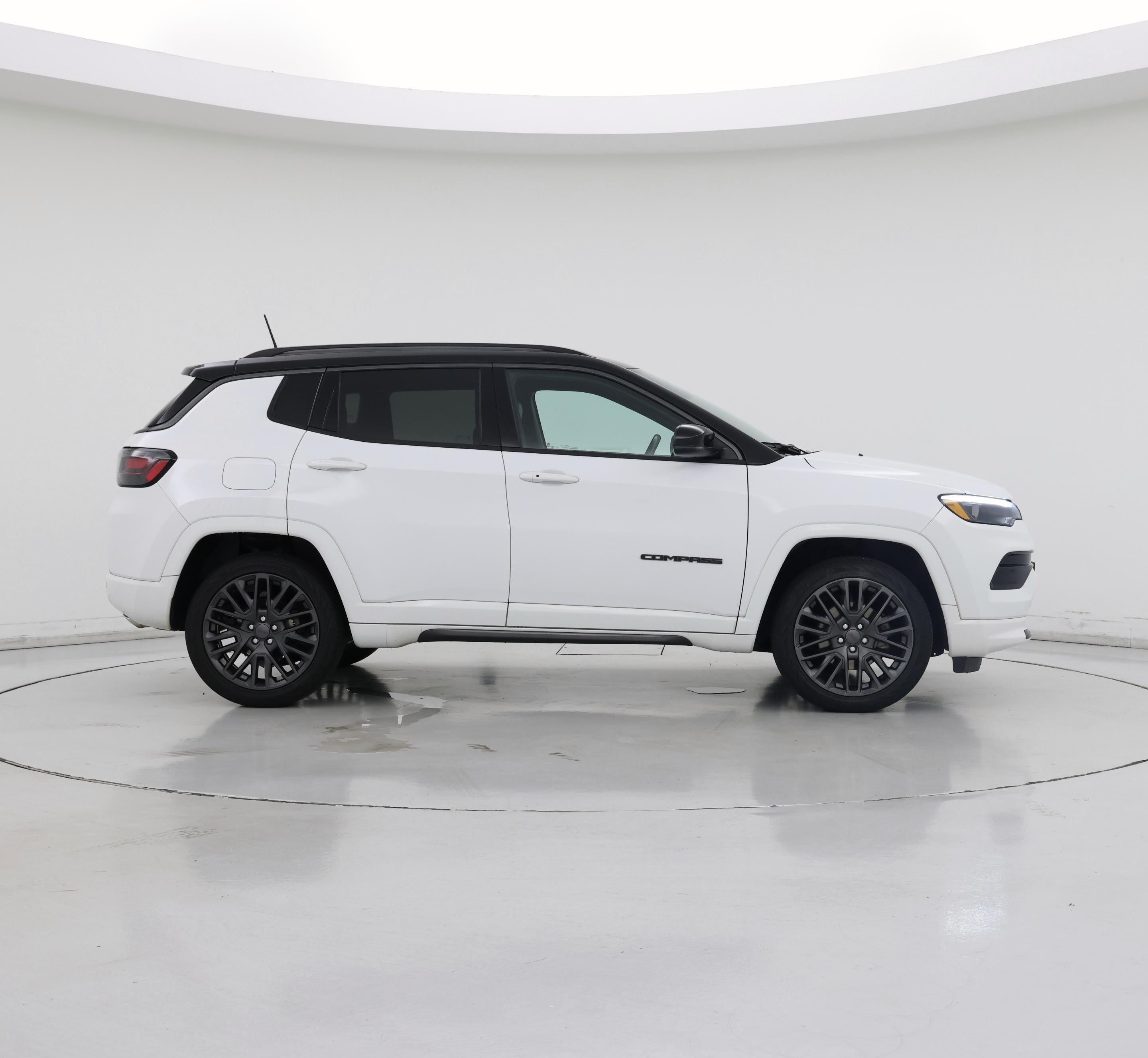 Thumbnail: 2022 Jeep Compass - 7
