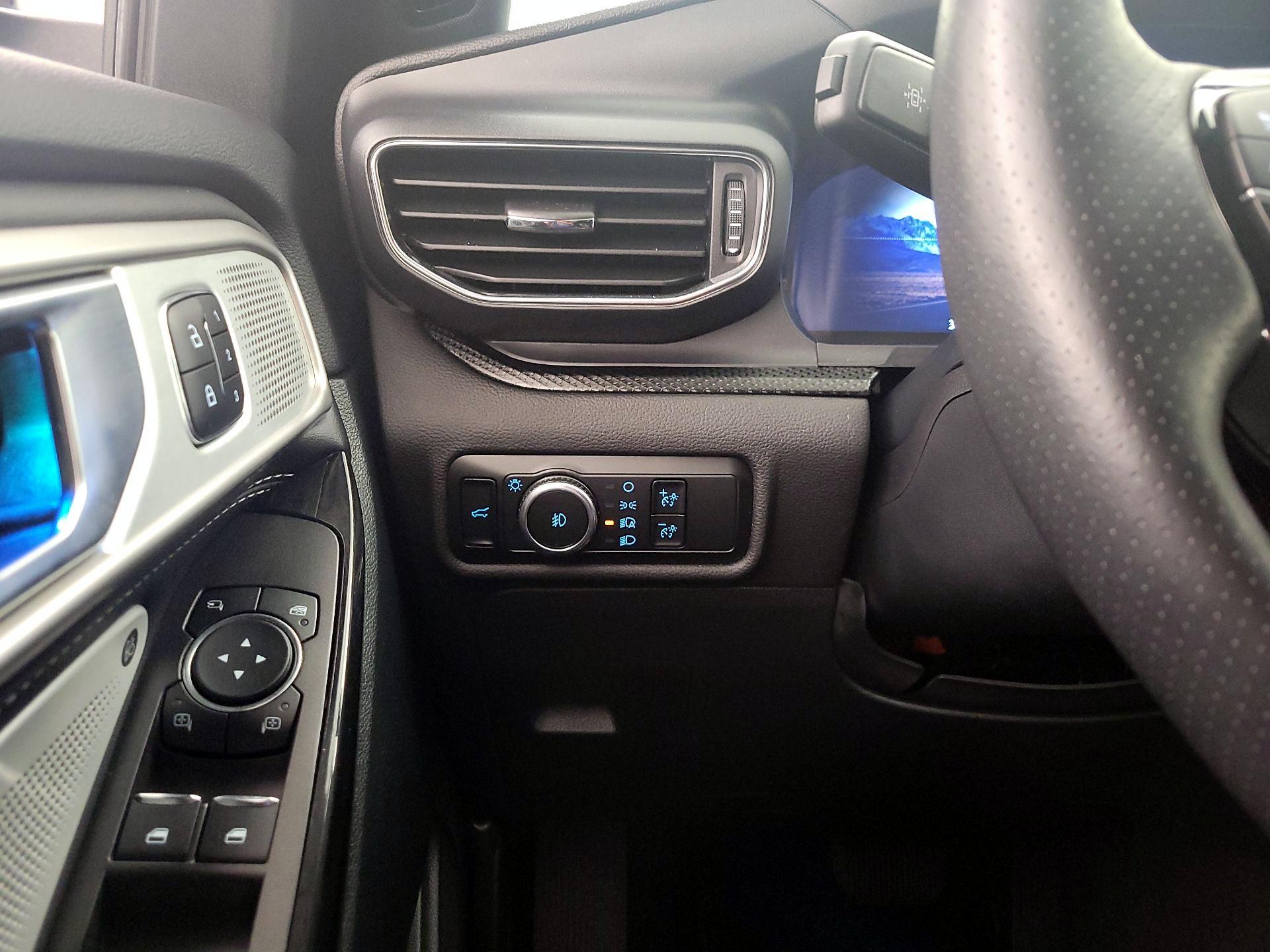 Thumbnail: 2024 Ford Explorer - 13