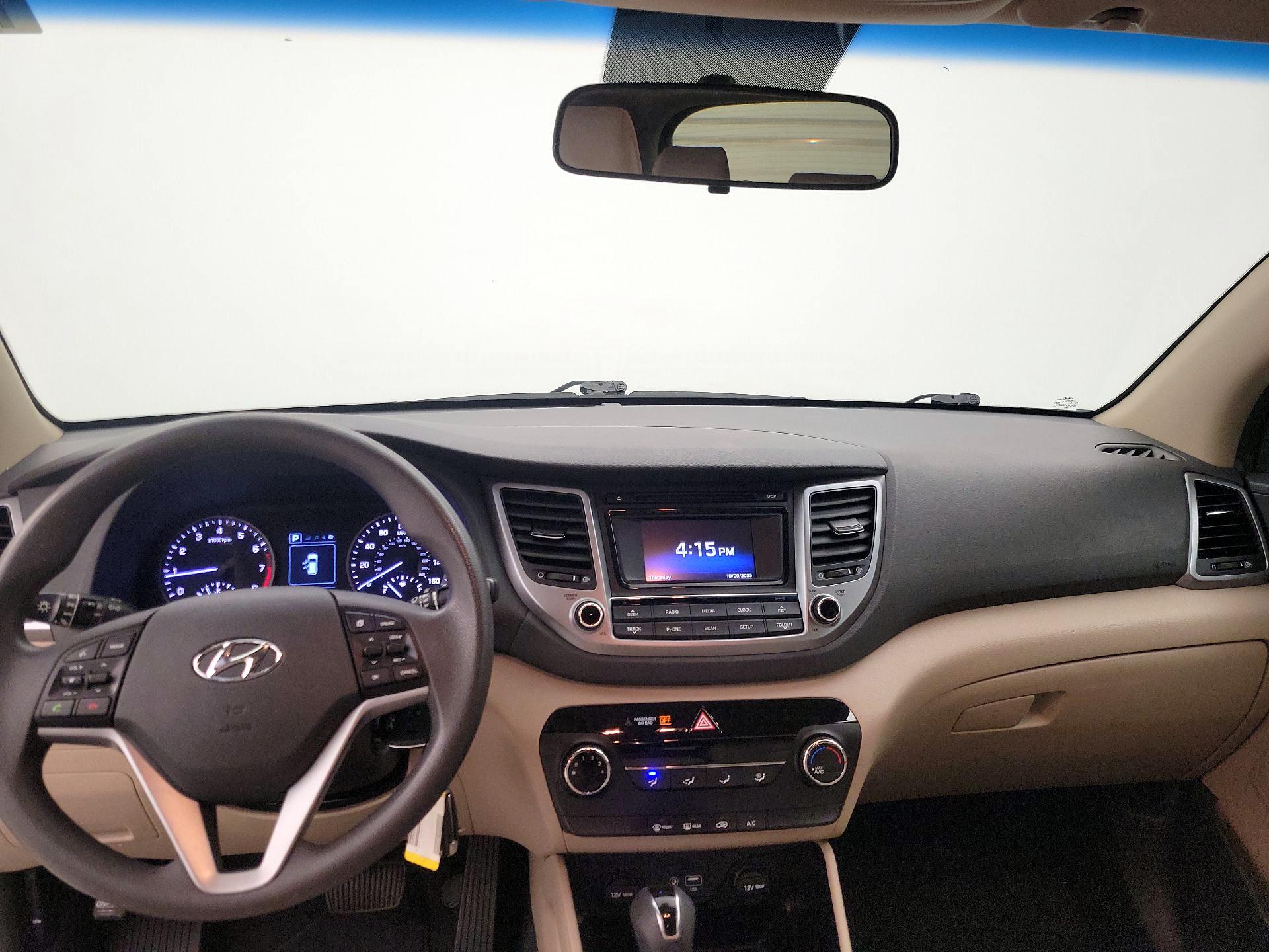 Thumbnail: 2017 Hyundai Tucson - 9
