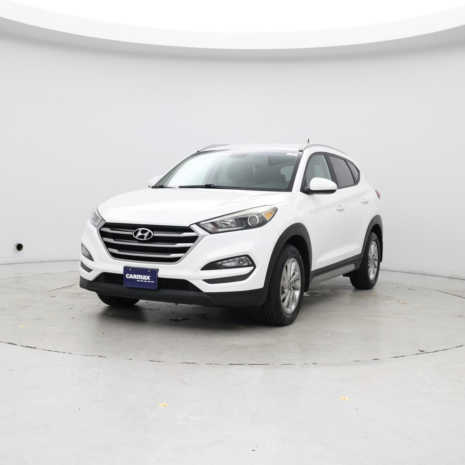 Thumbnail: 2017 Hyundai Tucson - 4