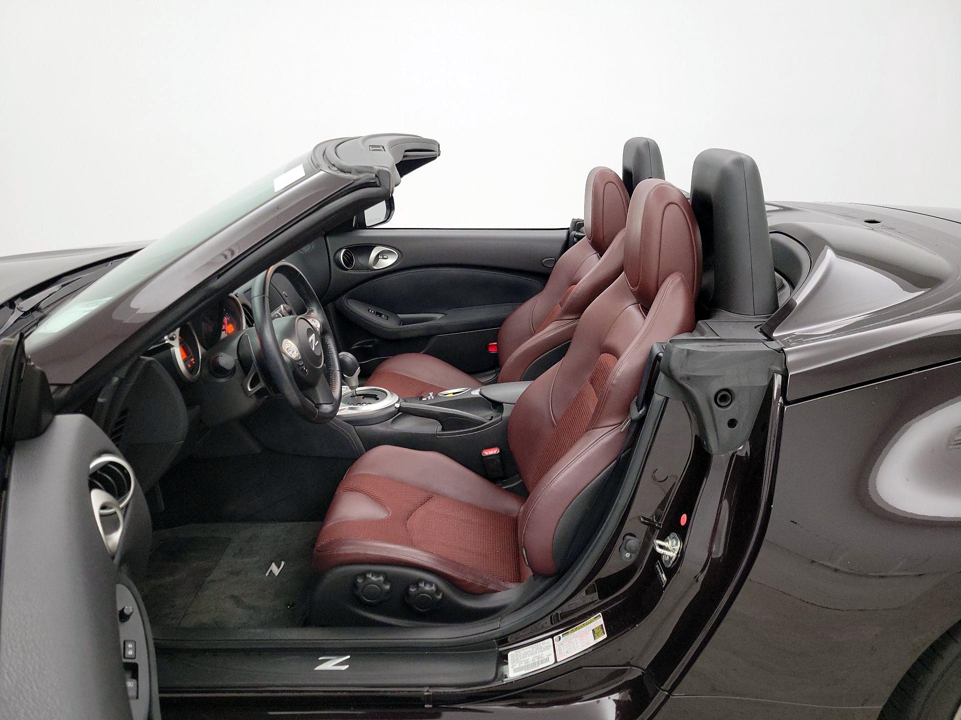 Thumbnail: 2015 Nissan Z - 11