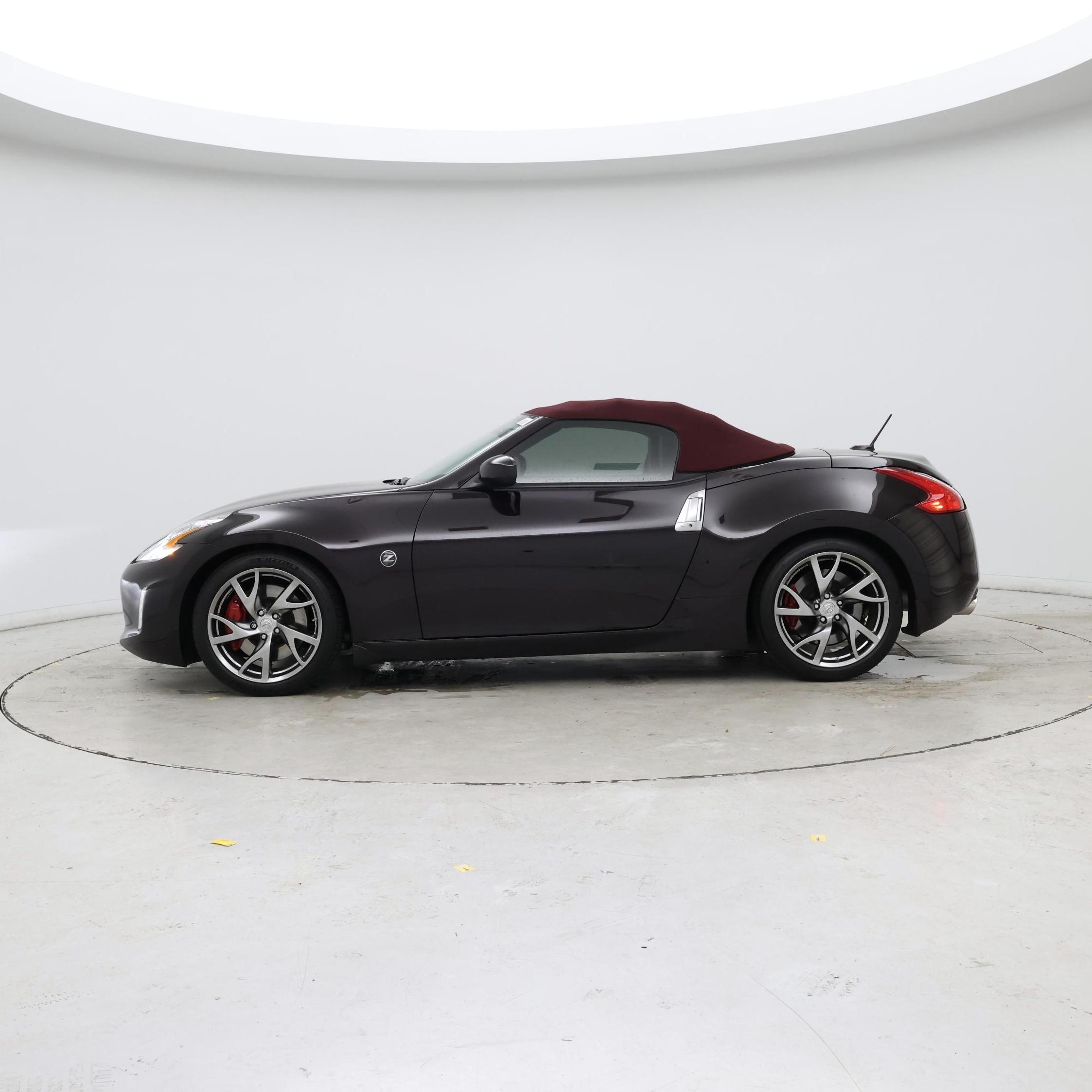 Thumbnail: 2015 Nissan Z - 3