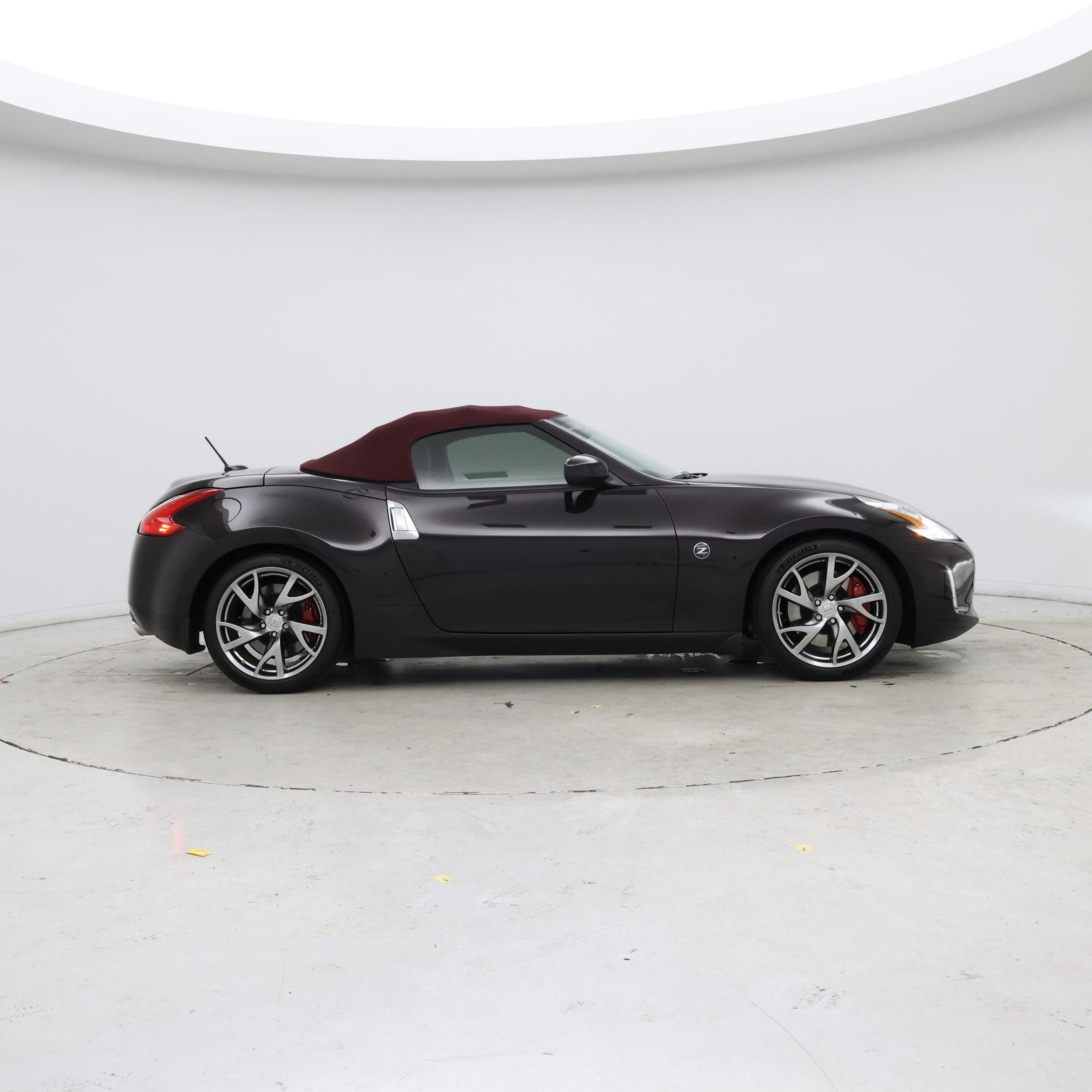 Thumbnail: 2015 Nissan Z - 7