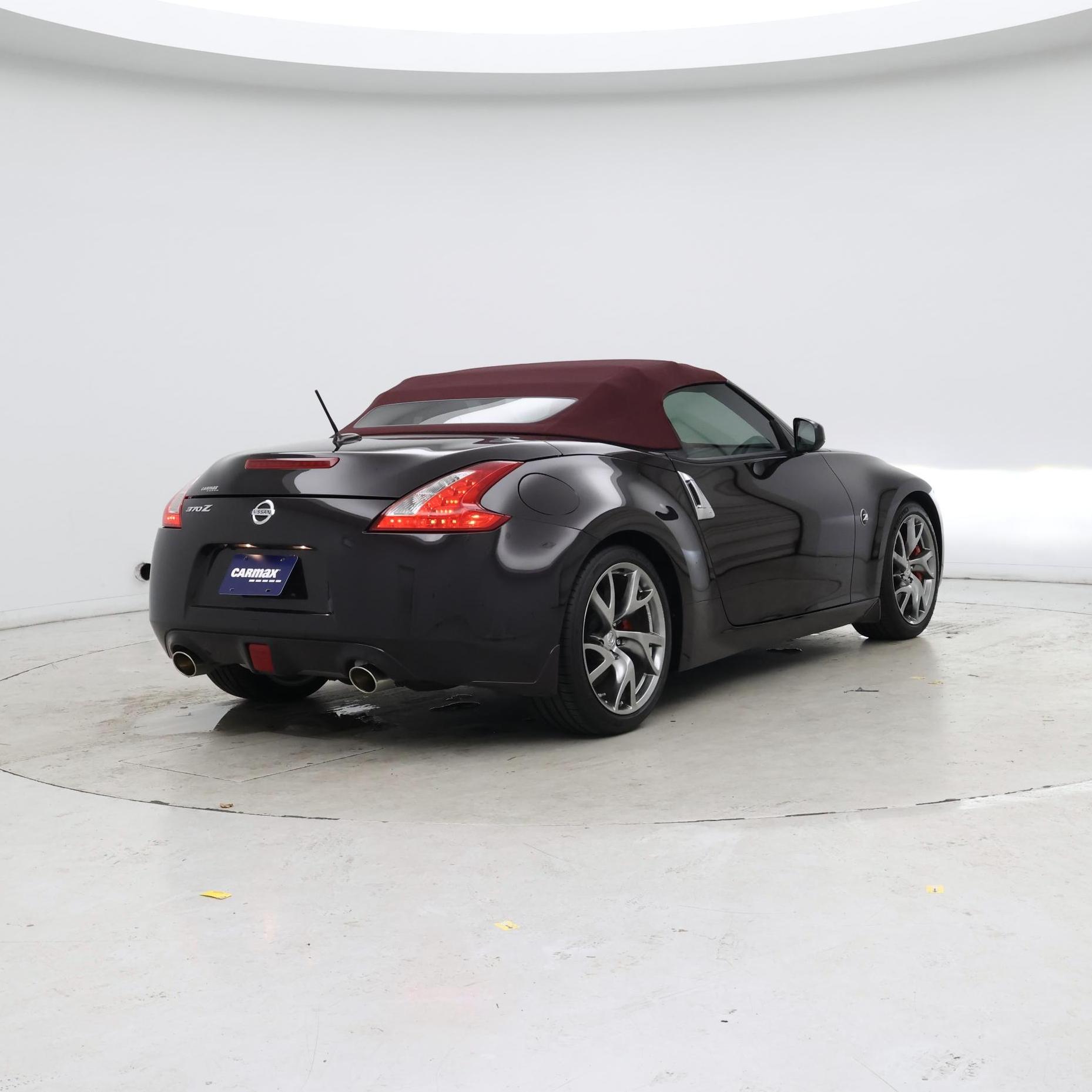 Thumbnail: 2015 Nissan Z - 8