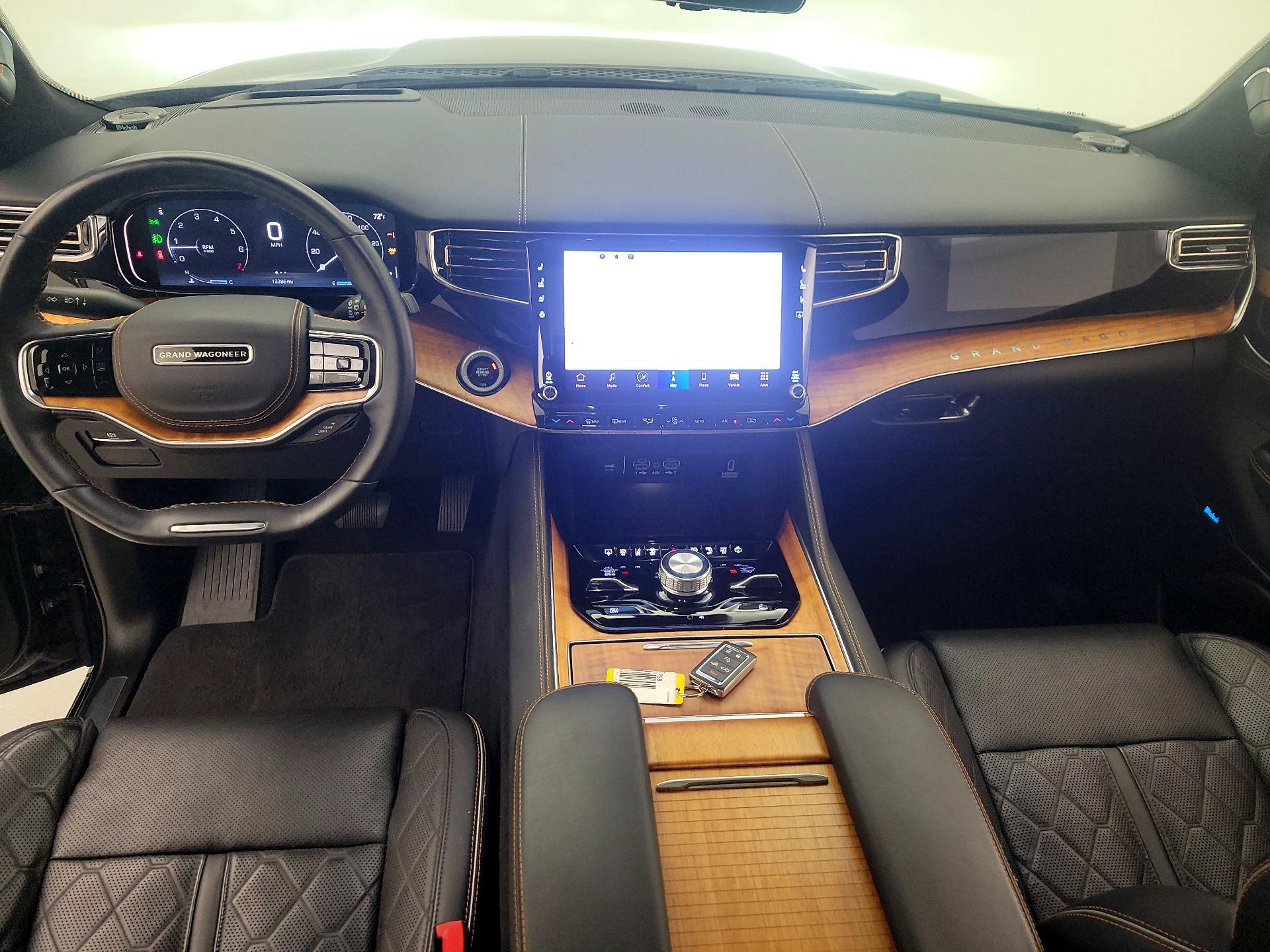 Thumbnail: 2022 Jeep Grand Wagoneer - 9