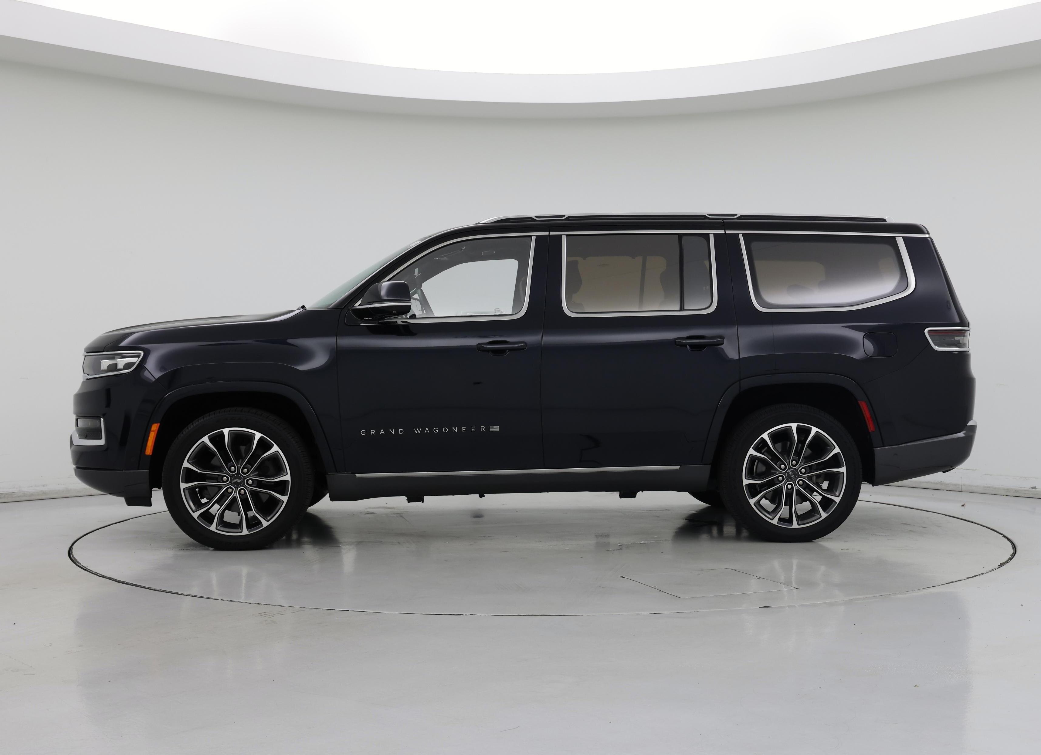 Thumbnail: 2022 Jeep Grand Wagoneer - 3