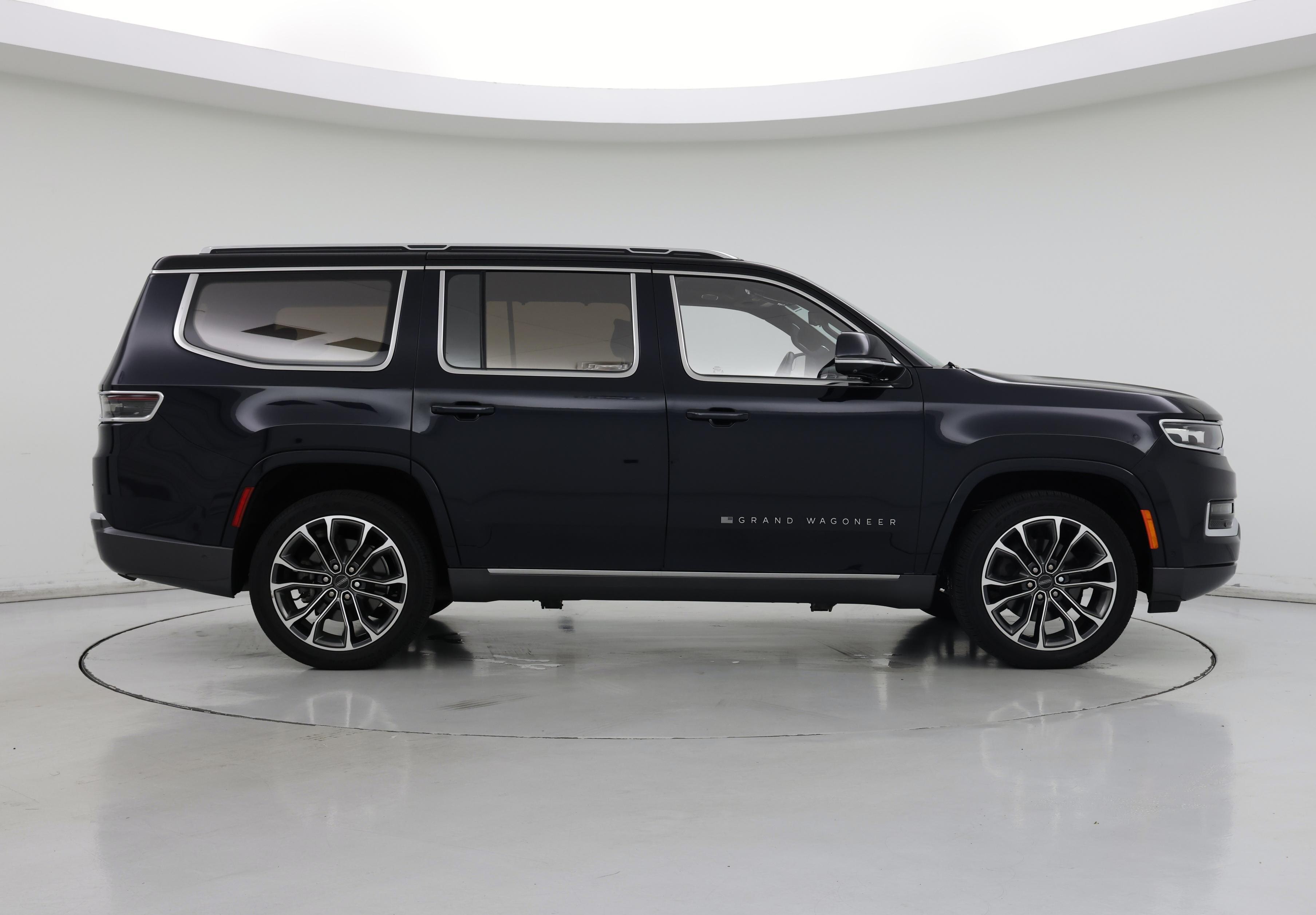 Thumbnail: 2022 Jeep Grand Wagoneer - 7