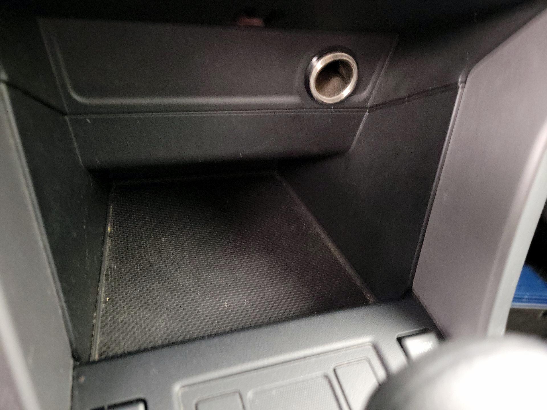 Thumbnail: 2015 Subaru Forester - 18