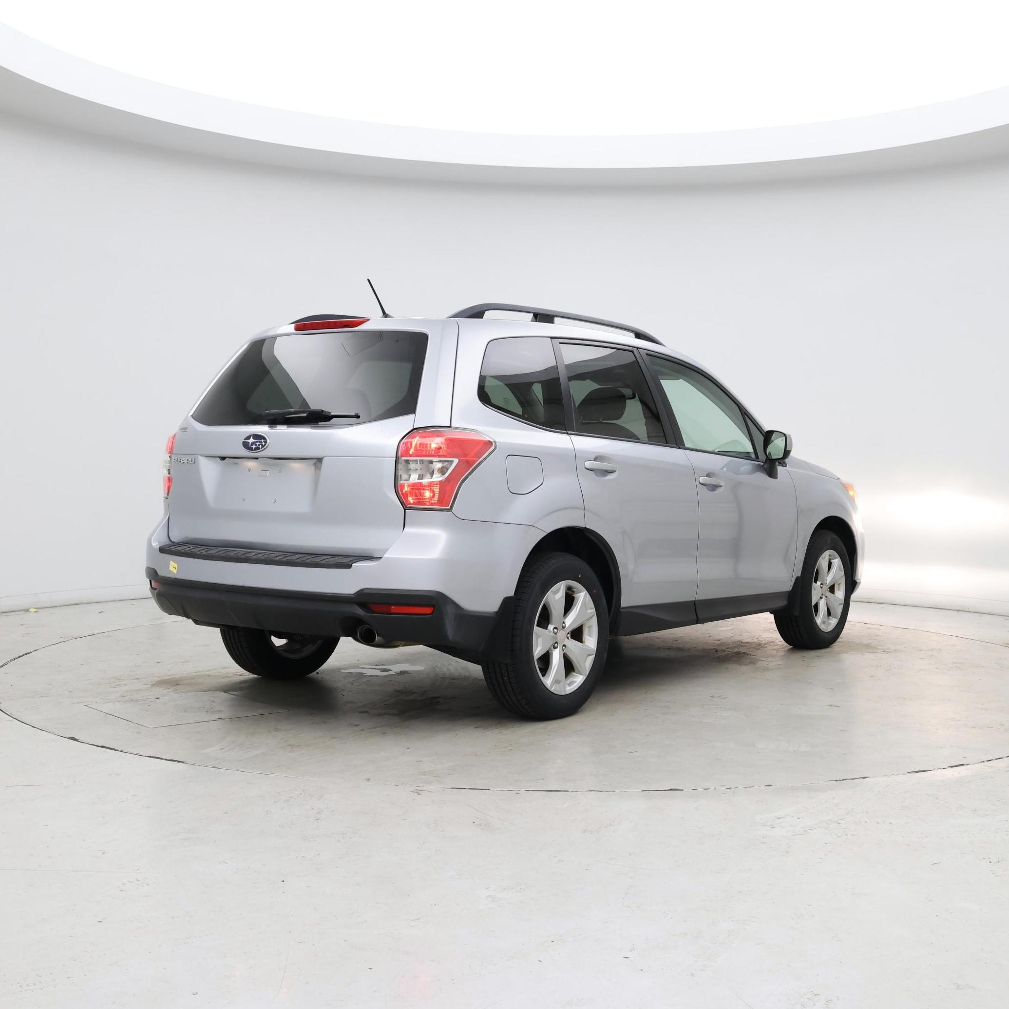 Thumbnail: 2015 Subaru Forester - 8