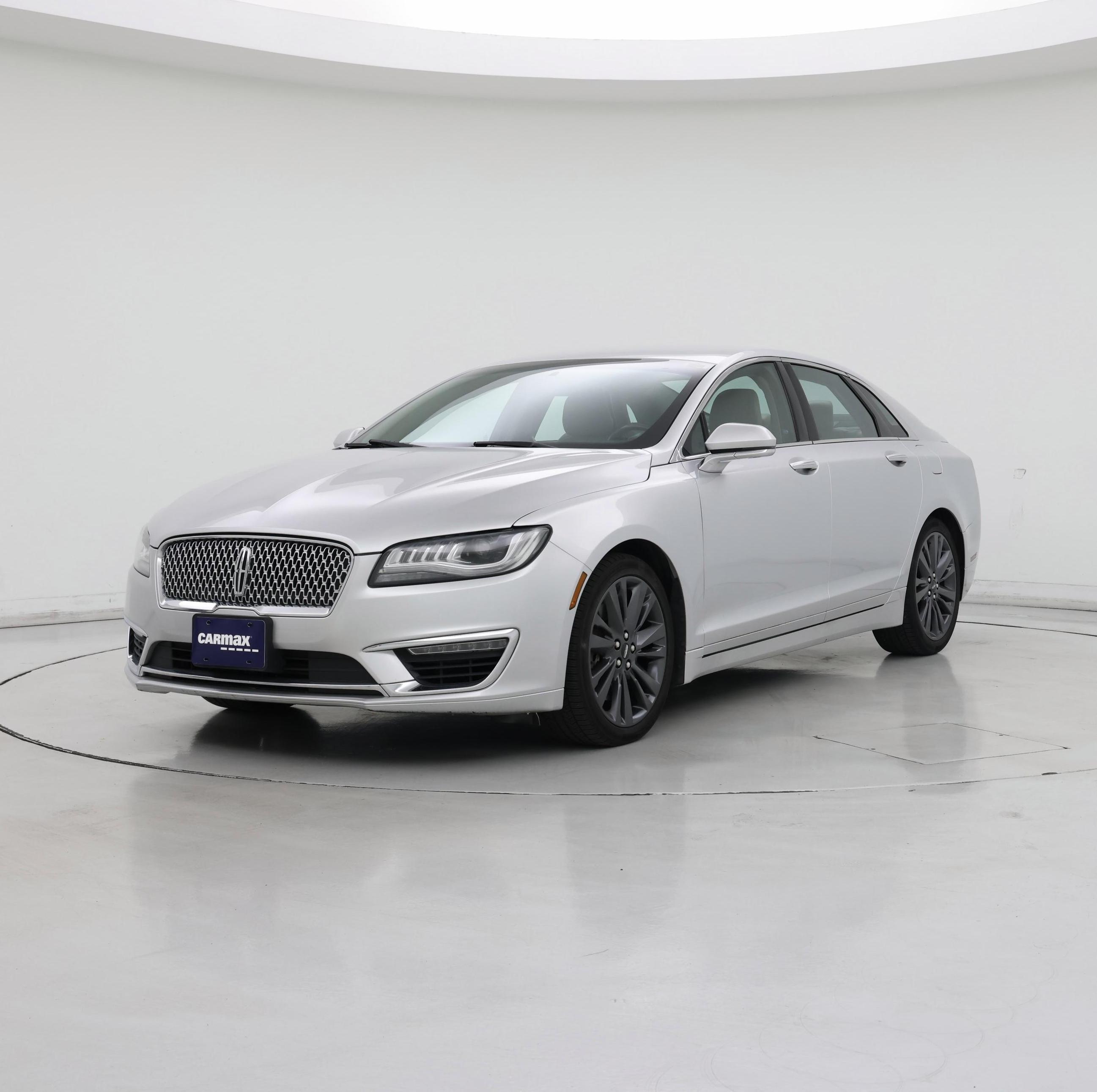 Thumbnail: 2017 Lincoln MKZ - 4