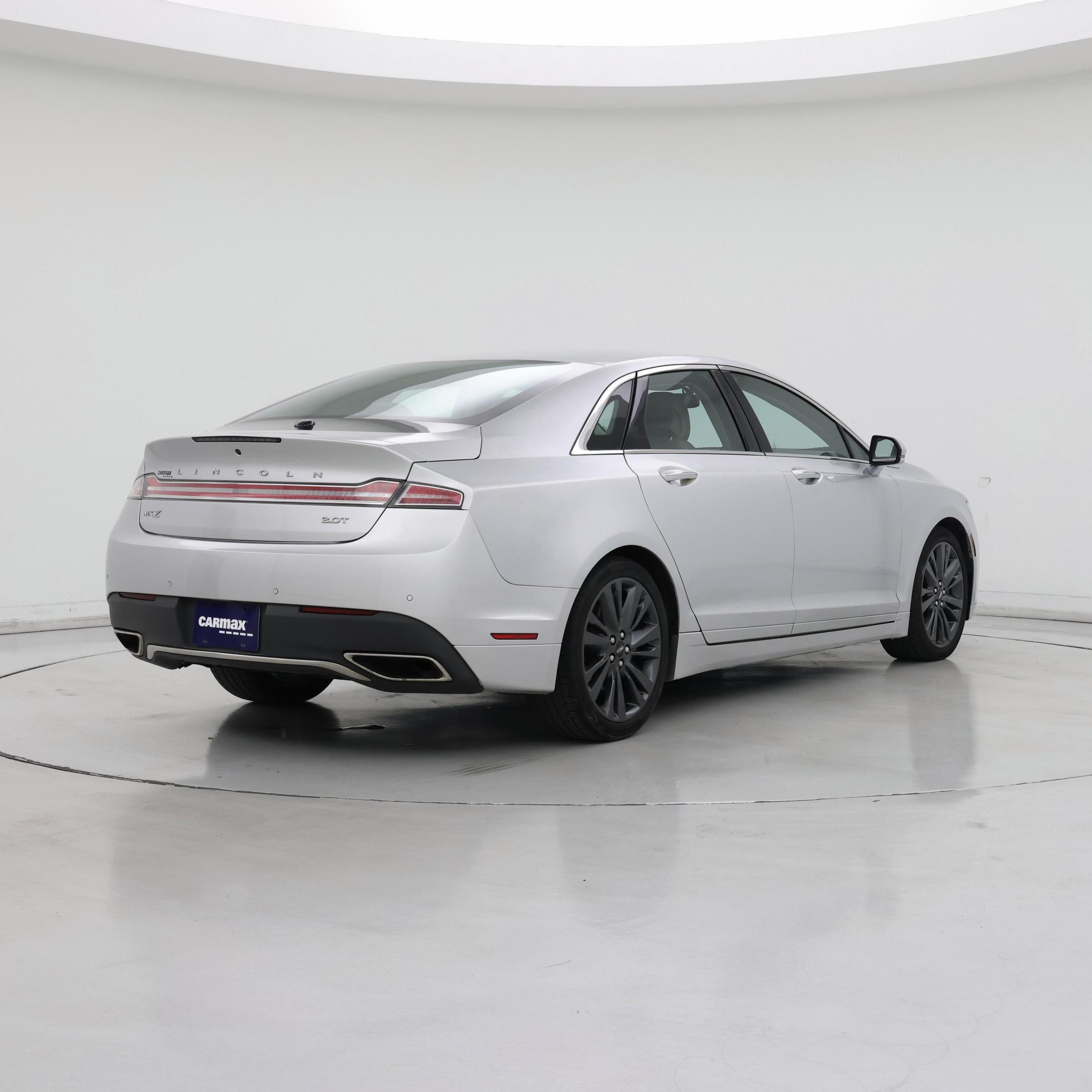 Thumbnail: 2017 Lincoln MKZ - 8