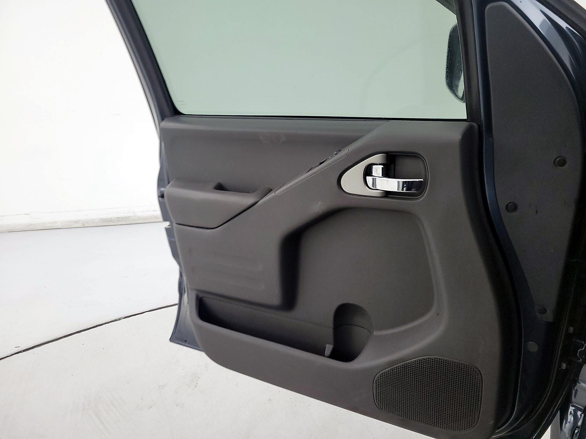 Thumbnail: 2018 Nissan Frontier - 12