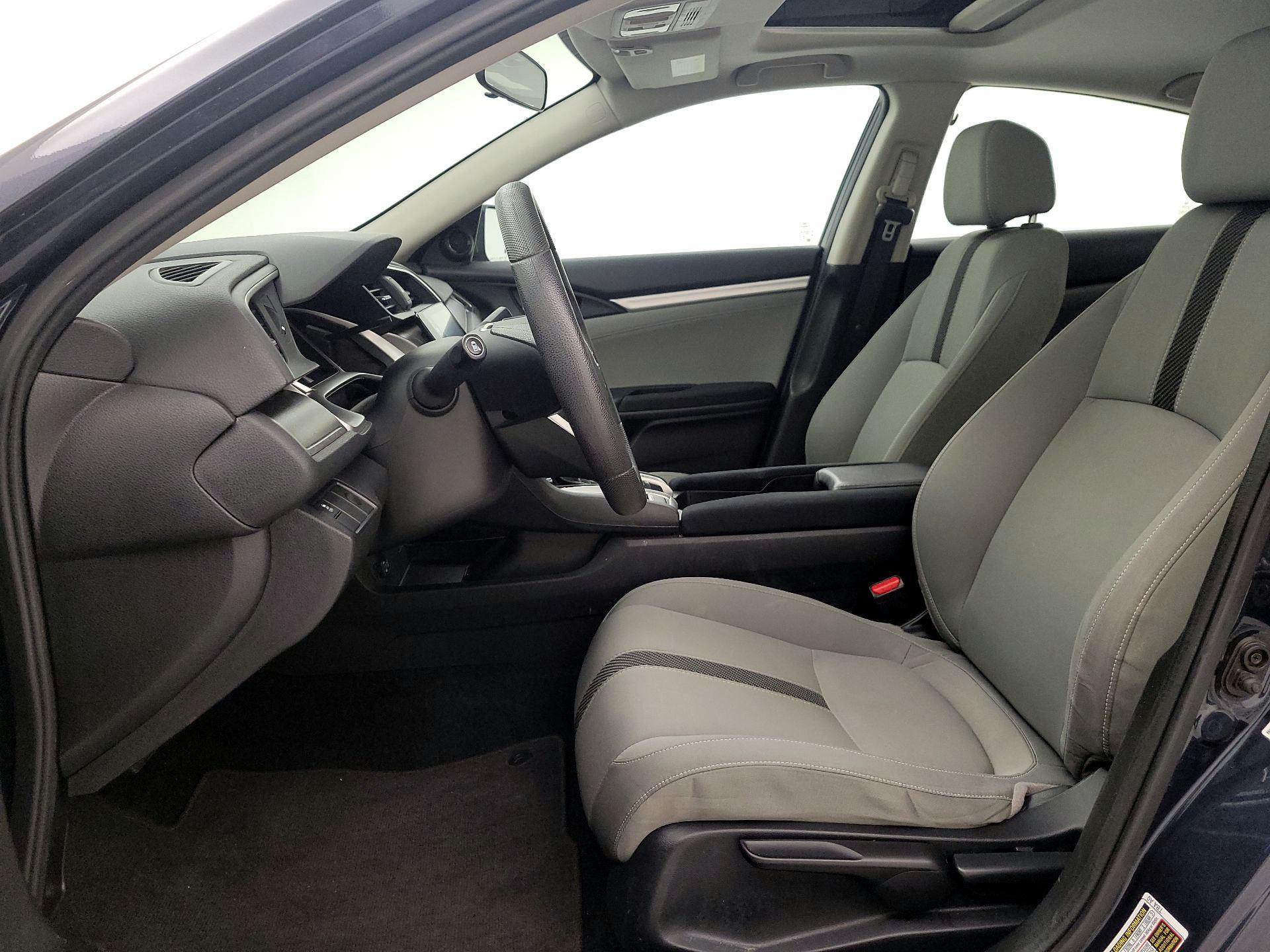 Thumbnail: 2016 Honda Civic - 11