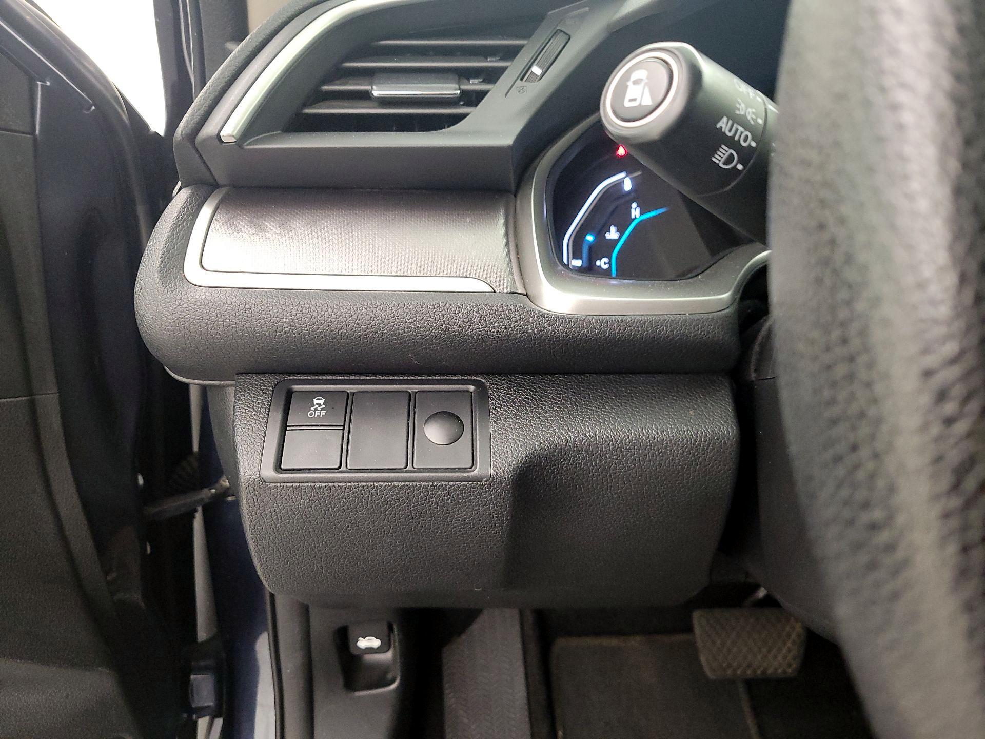 Thumbnail: 2016 Honda Civic - 13