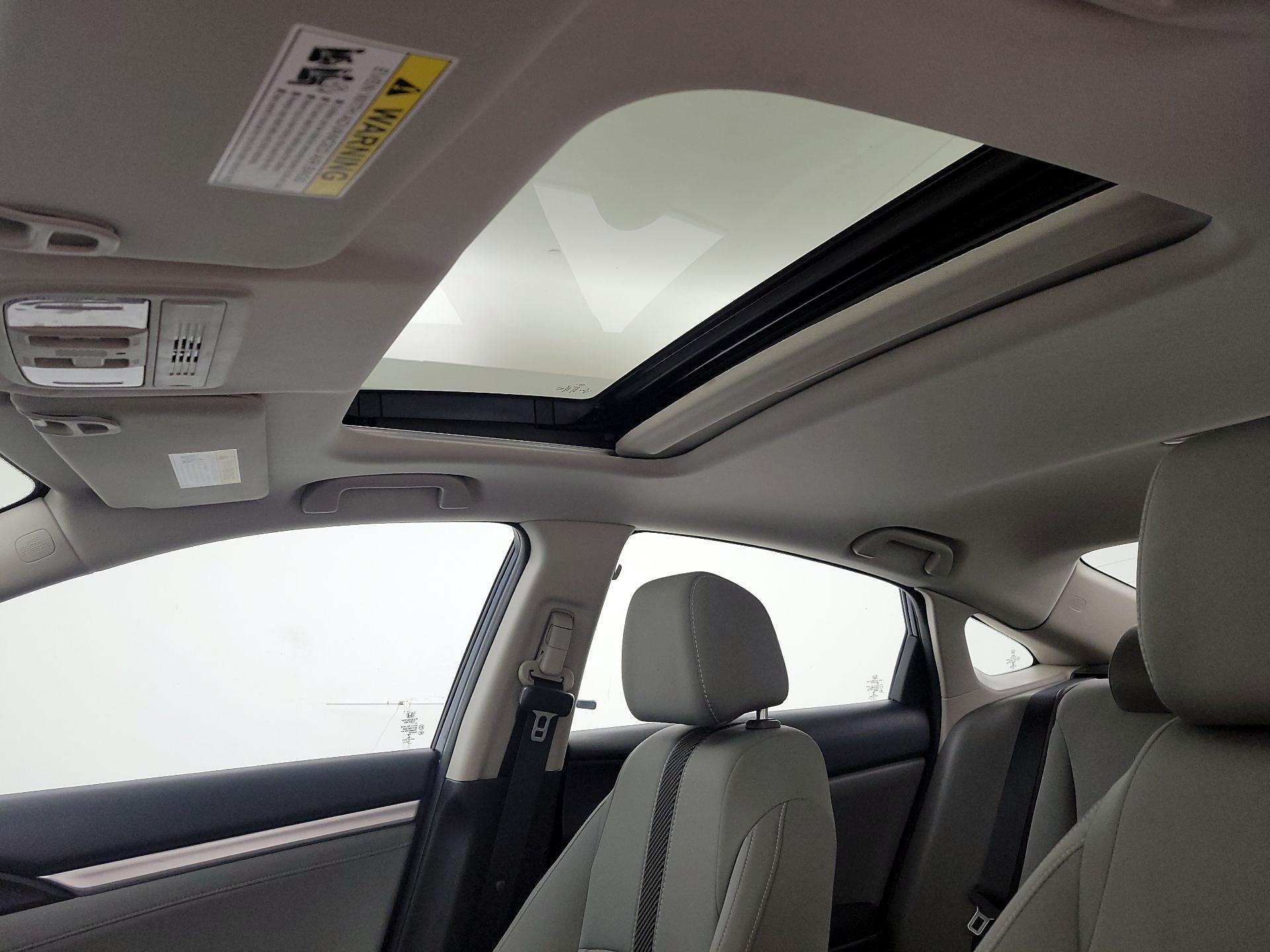 Thumbnail: 2016 Honda Civic - 19