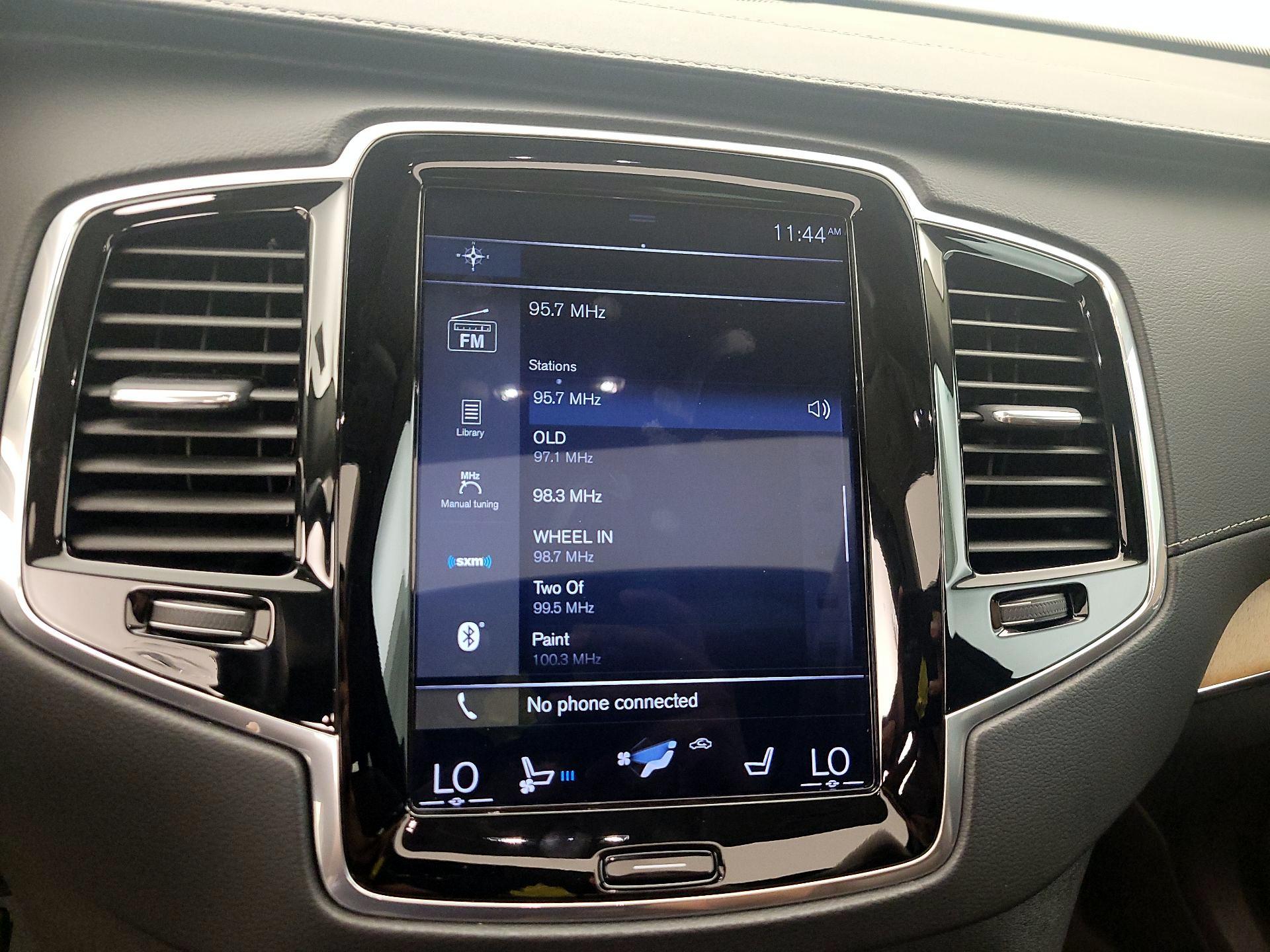 Thumbnail: 2019 Volvo XC90 - 16