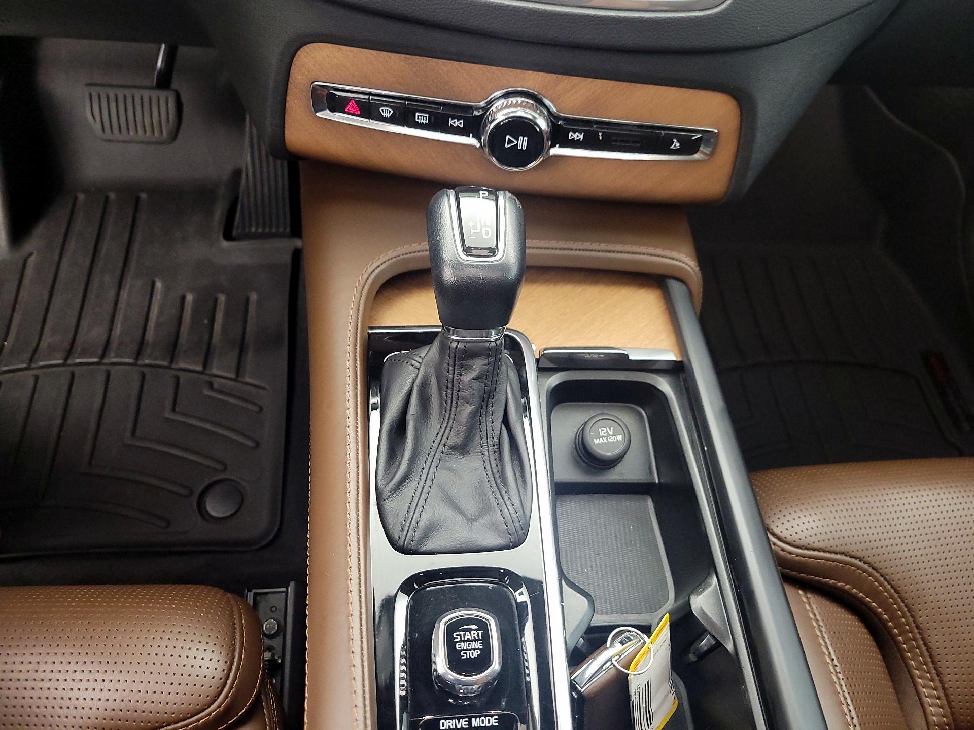 Thumbnail: 2019 Volvo XC90 - 18