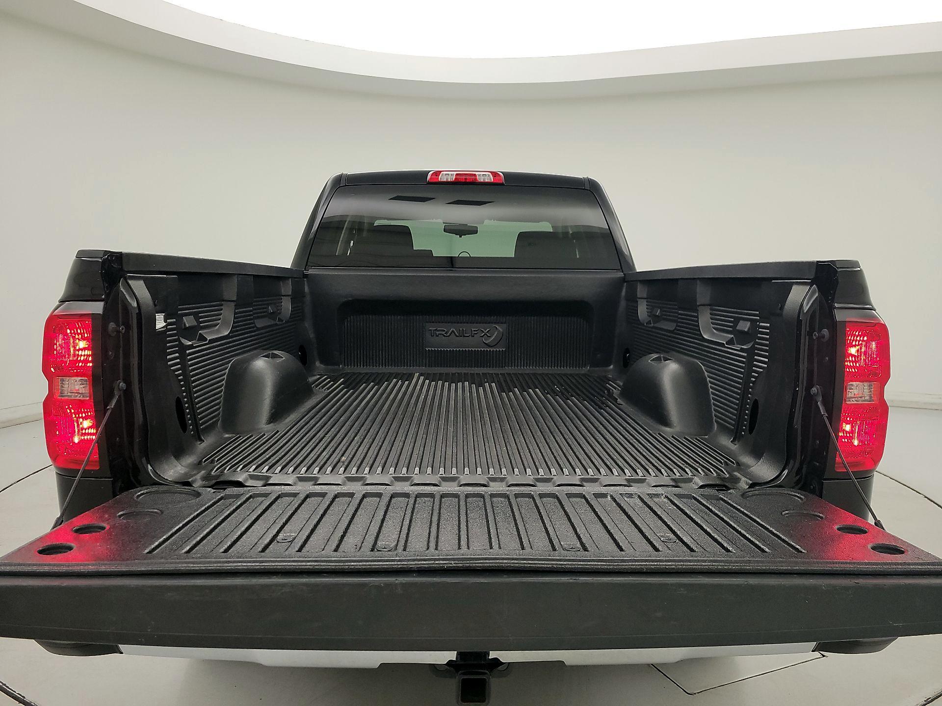 Thumbnail: 2019 Chevrolet Silverado 1500 - 20